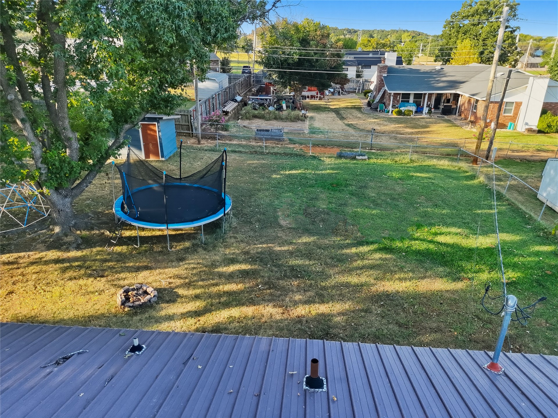 321 Mockingbird Property Photo 6