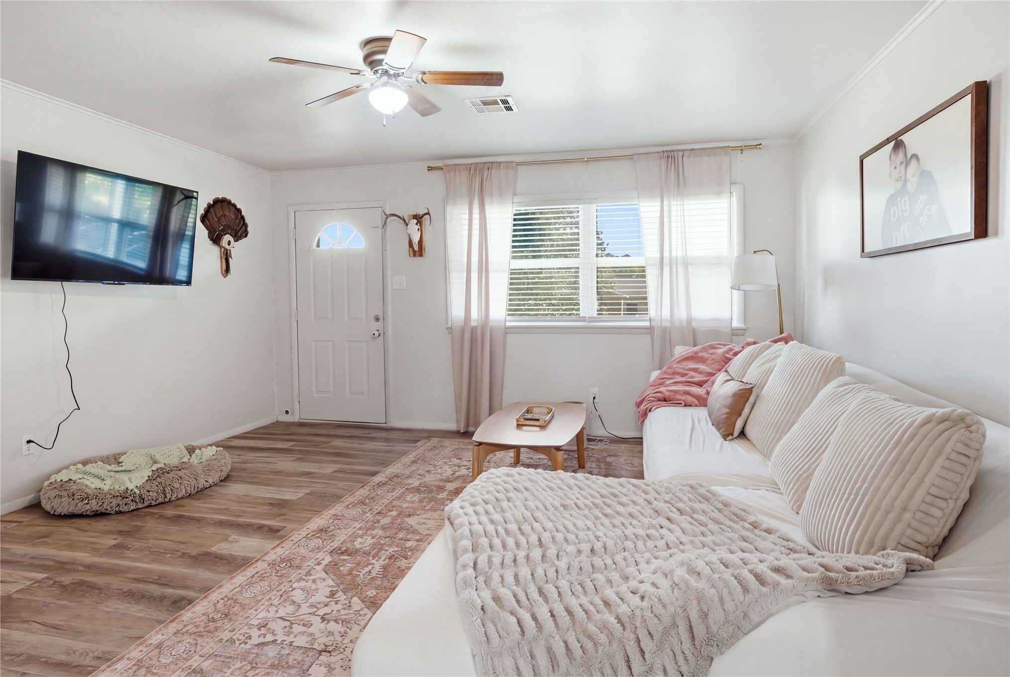321 Mockingbird Property Photo 14
