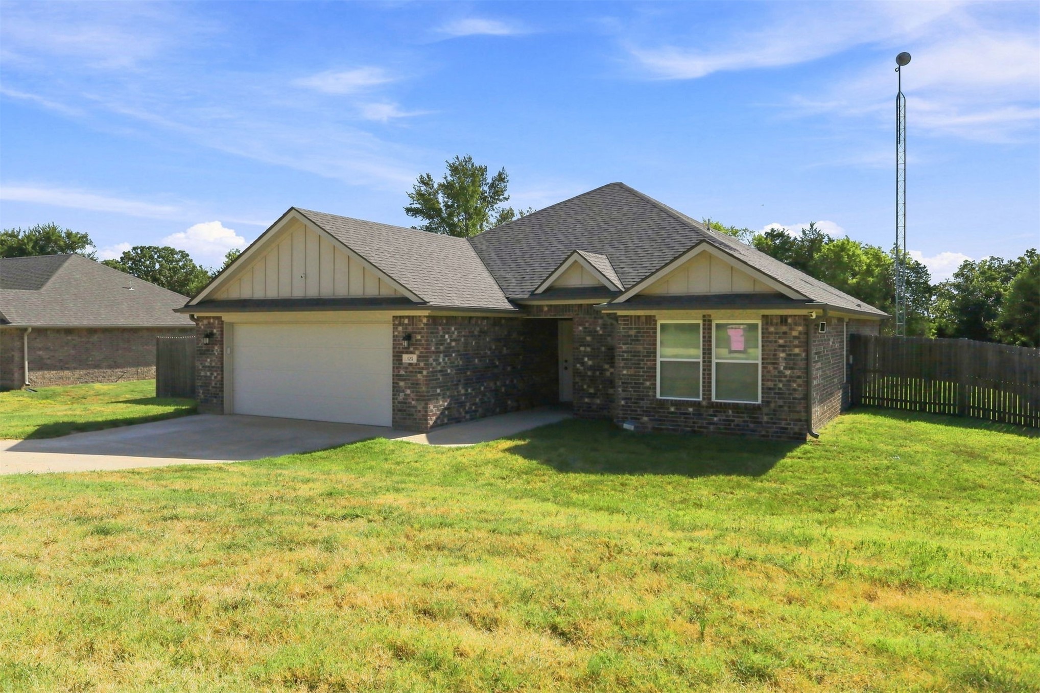 125 Rawlings Road Property Photo 2