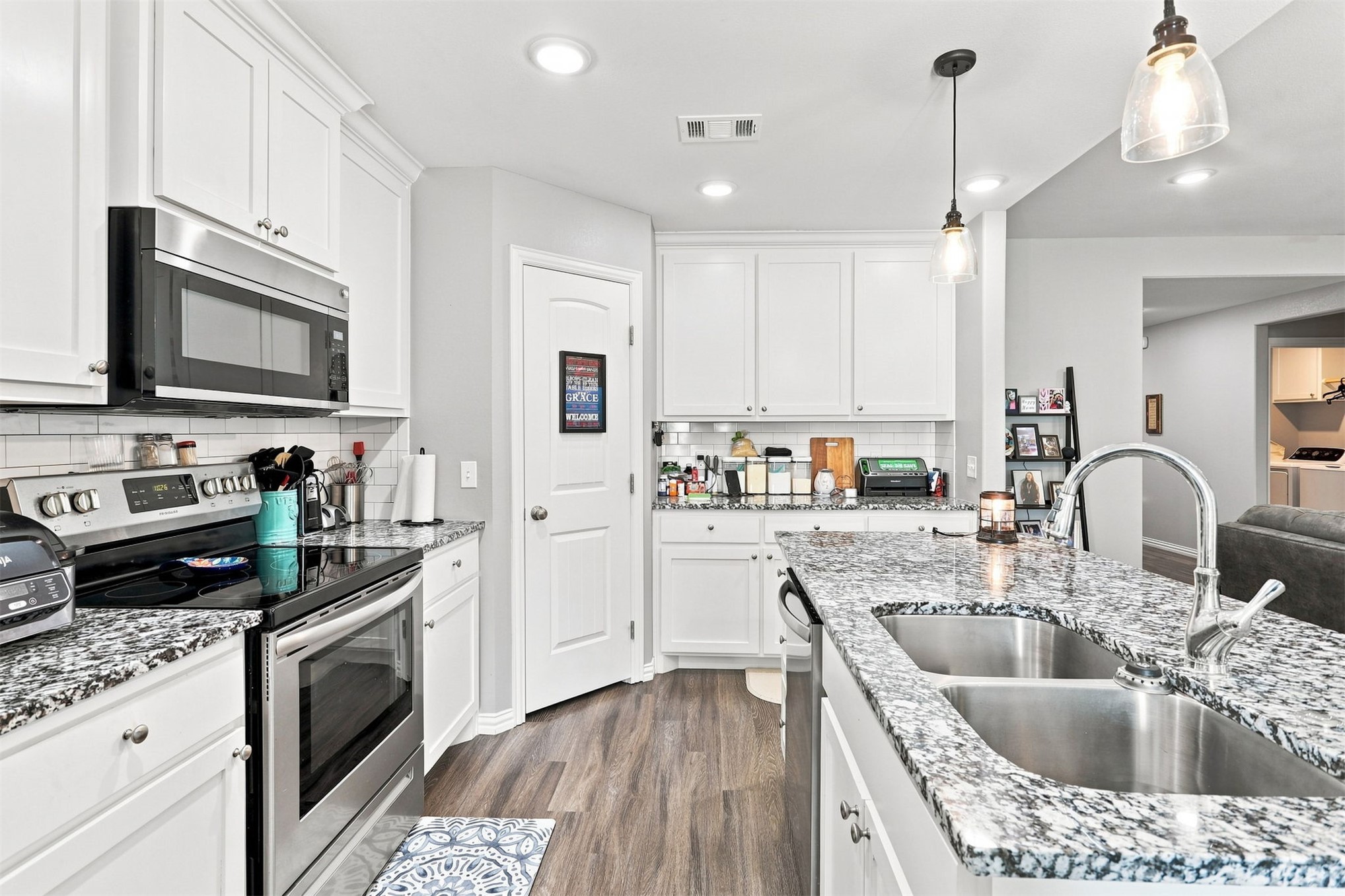 125 Rawlings Road Property Photo 12