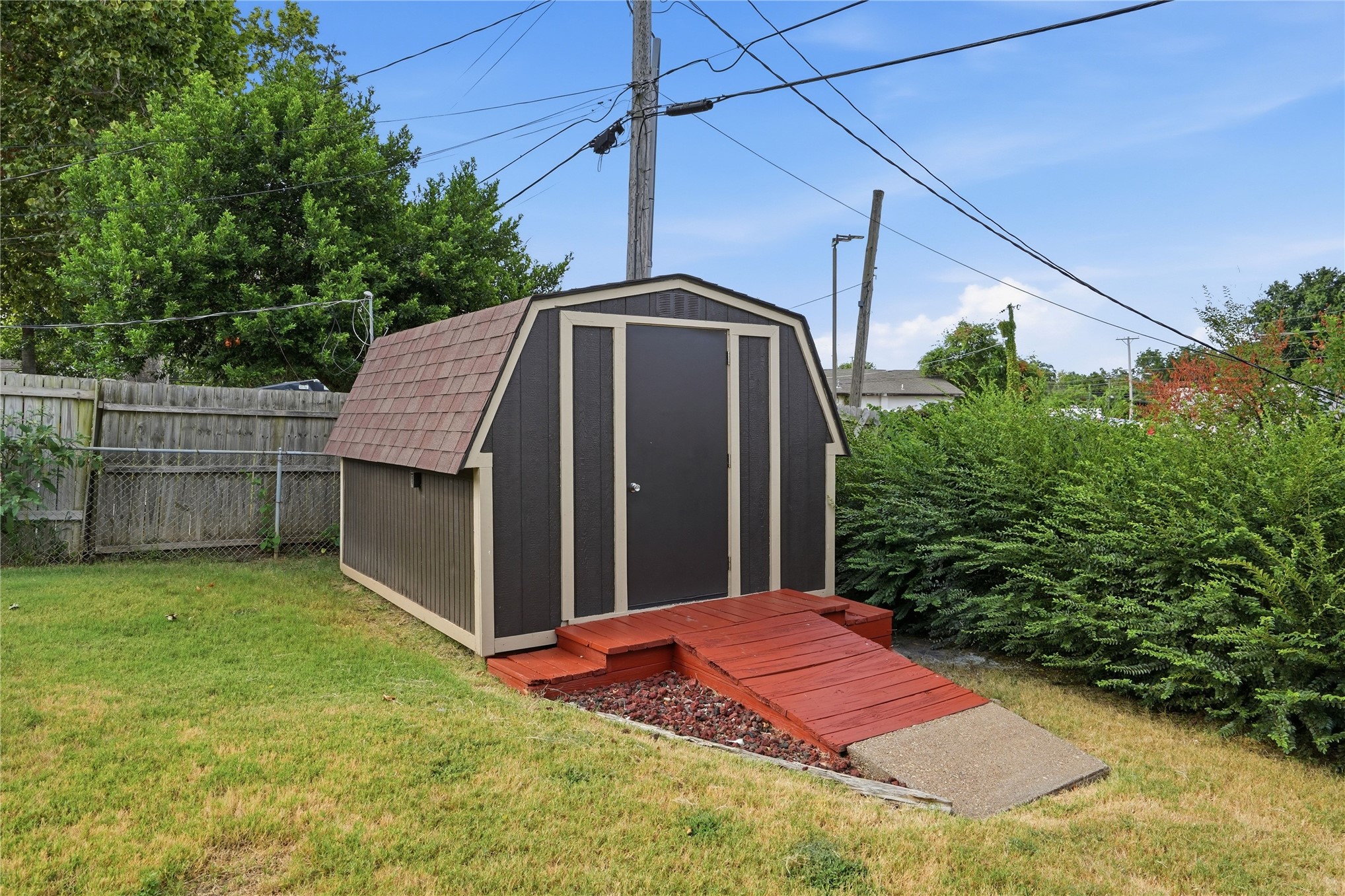3814 S Indianapolis Avenue Property Photo 37