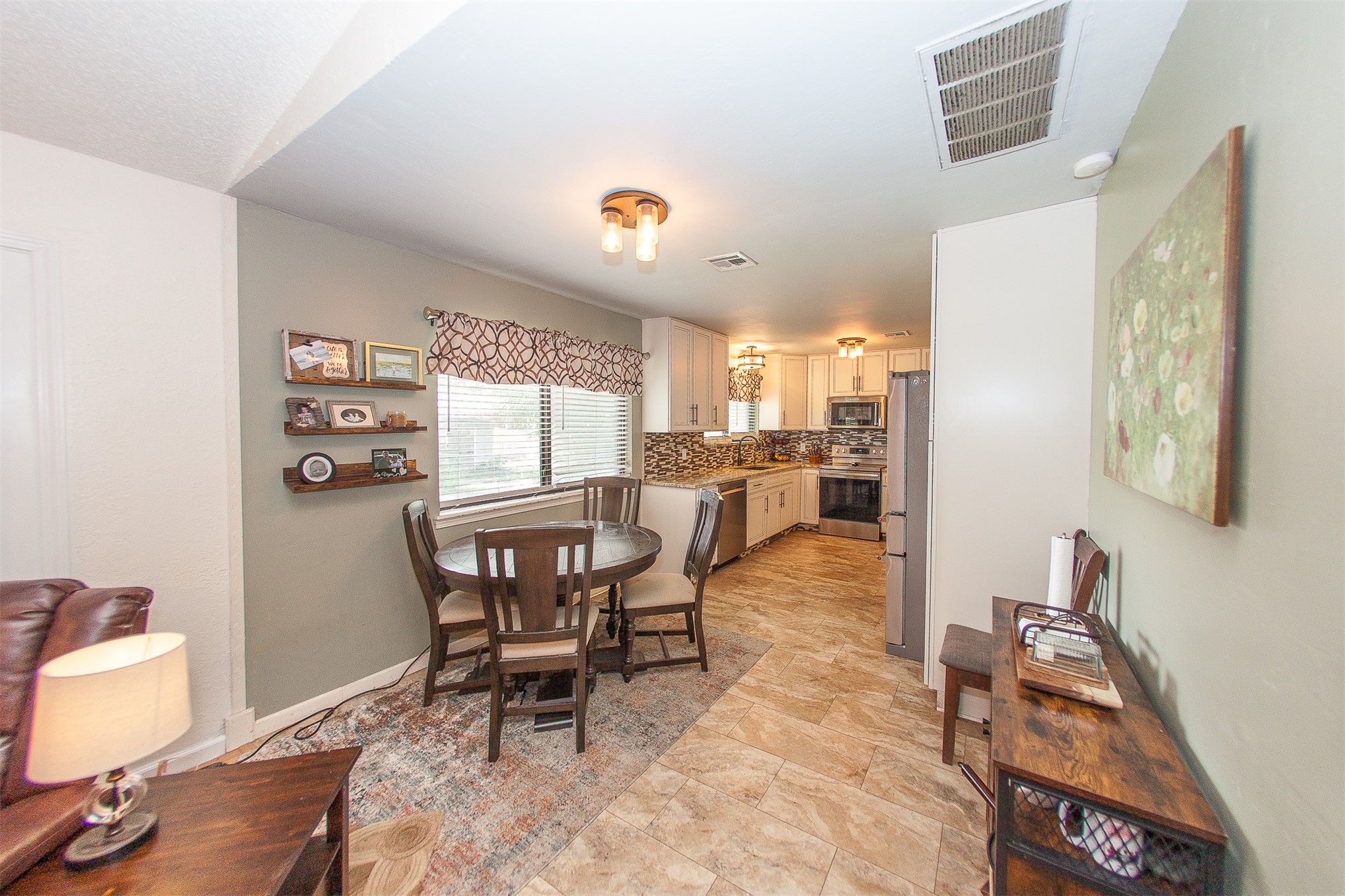 2984 W 65th Street Property Photo 6