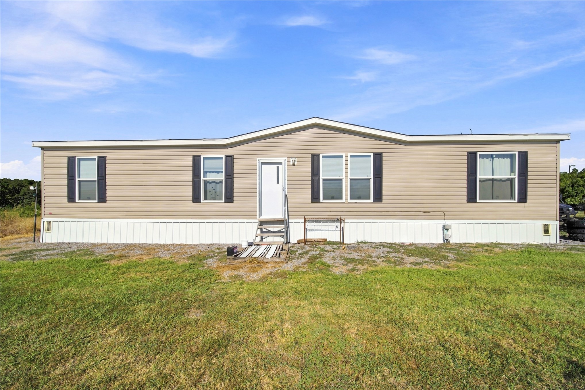 8370 S 446 Road Property Photo 1