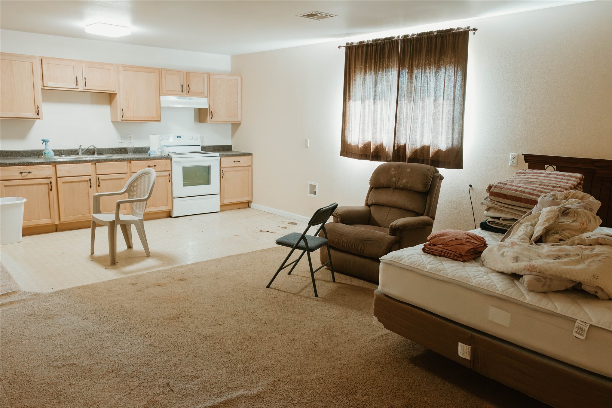 110 Grant Property Photo 18