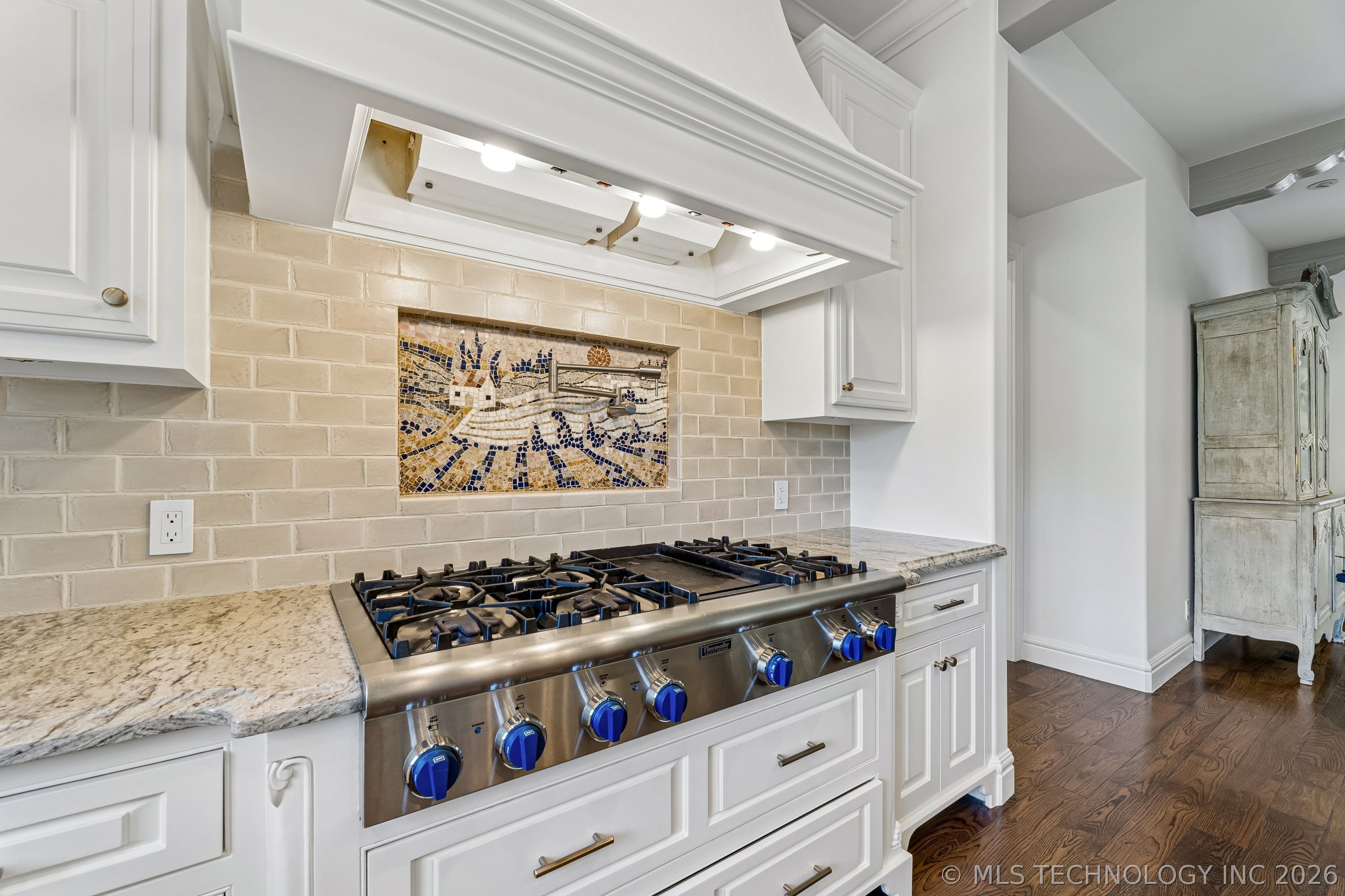 10805 S Marion Avenue Property Photo 16