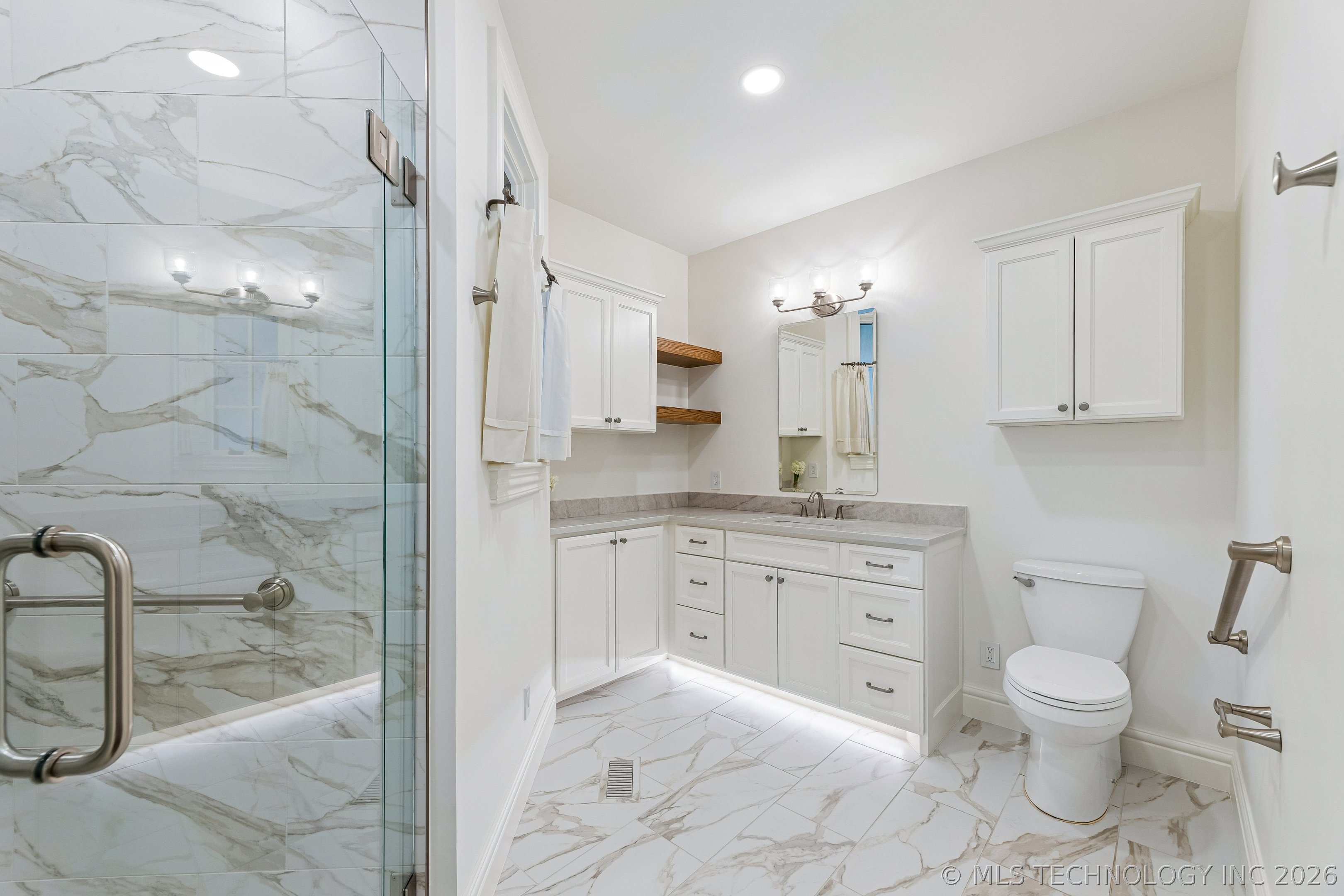 10805 S Marion Avenue Property Photo 24