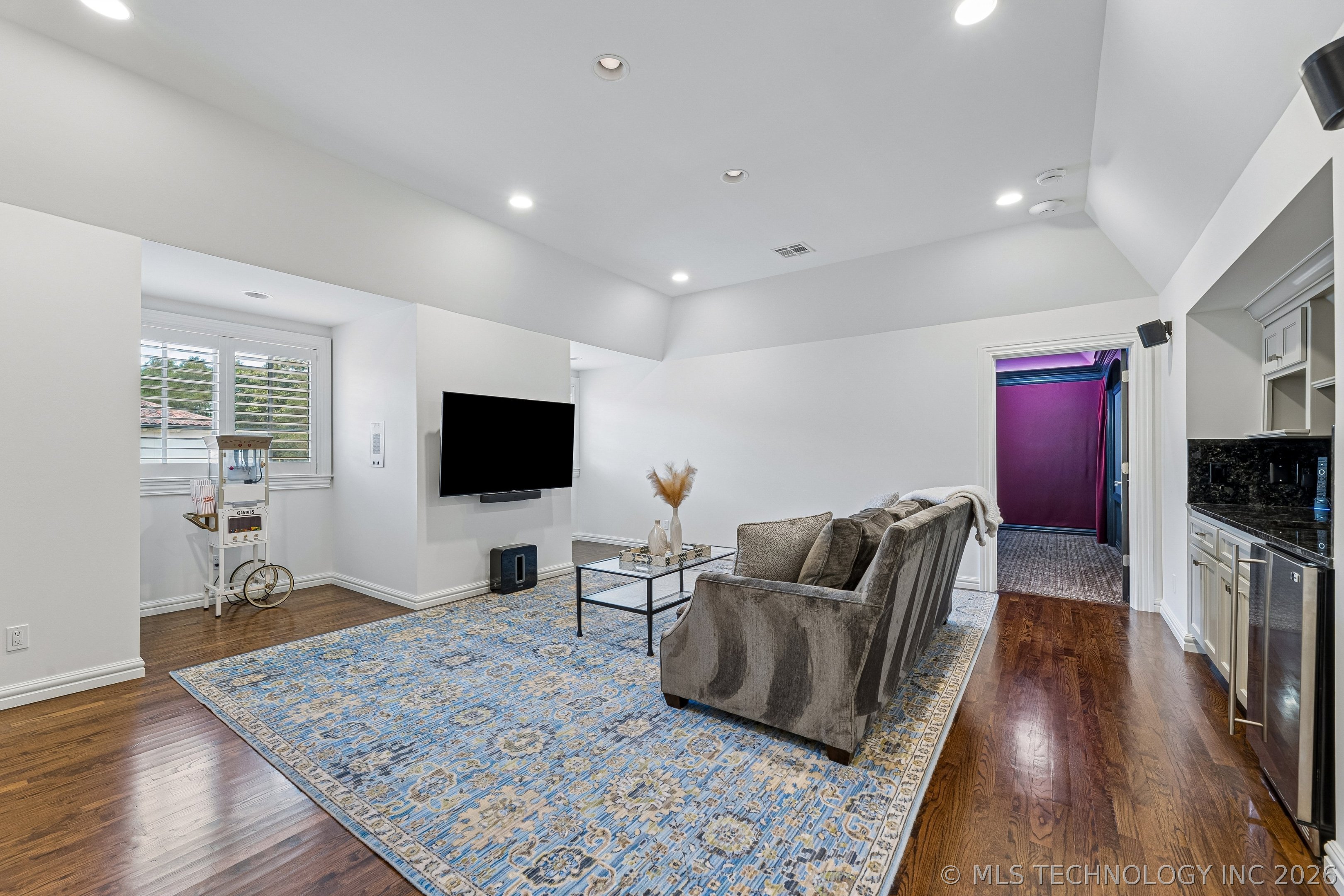10805 S Marion Avenue Property Photo 37