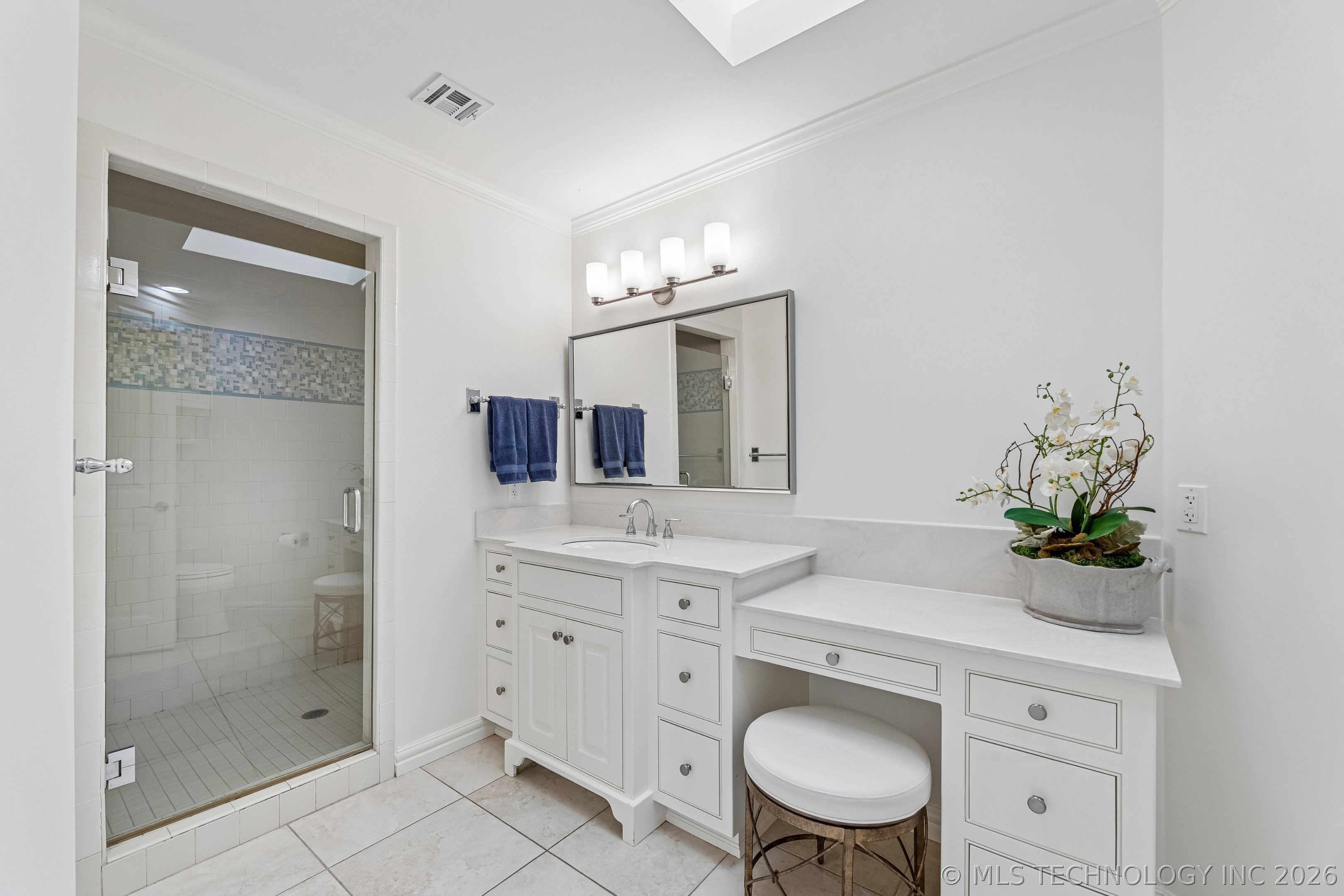 10805 S Marion Avenue Property Photo 47
