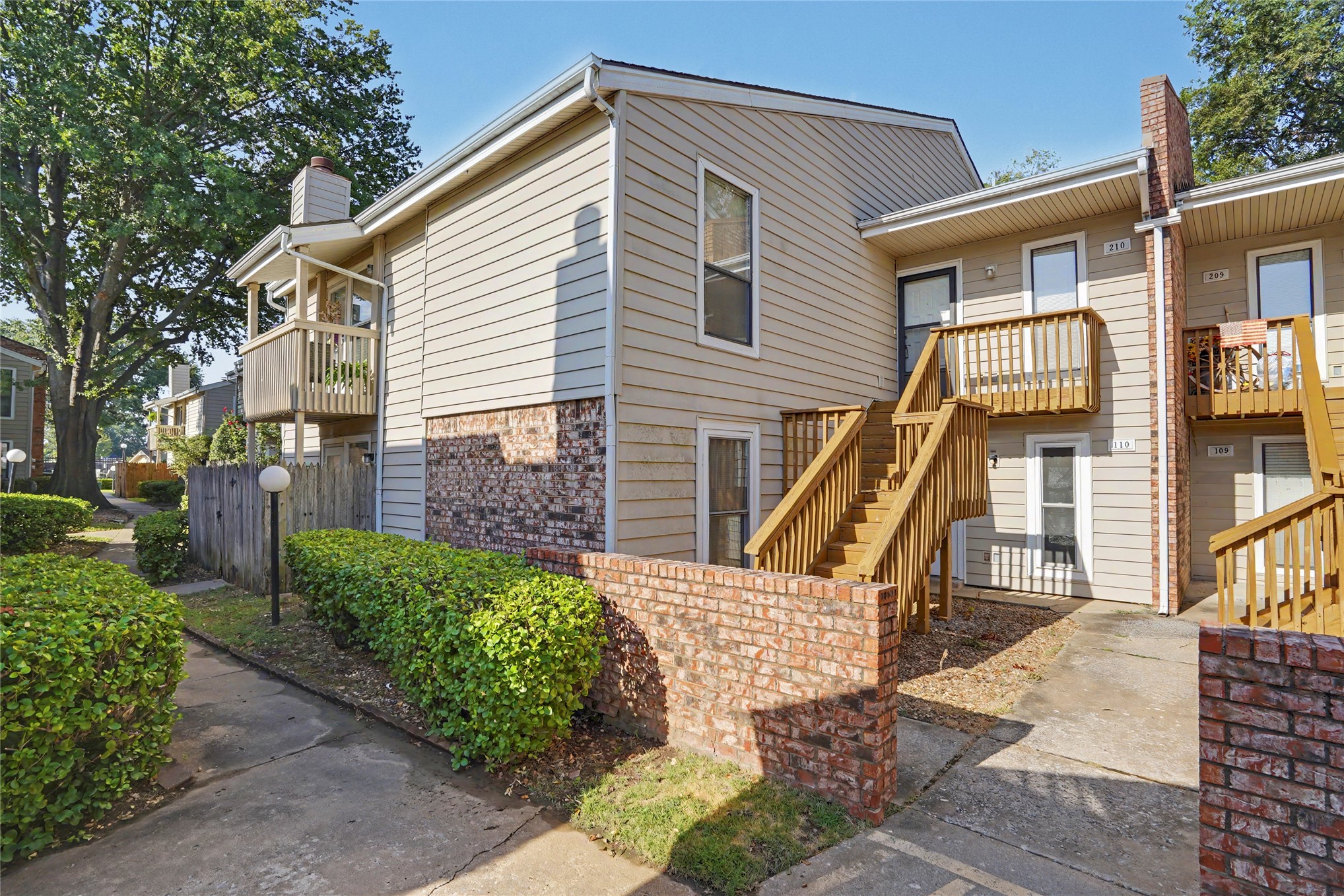 2701 S Juniper Avenue 210 U Property Photo 1