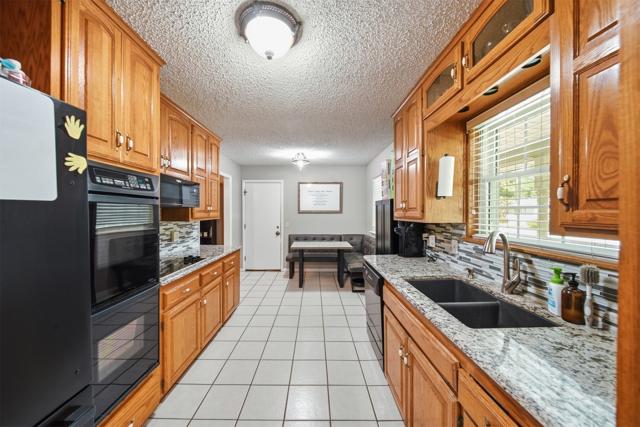4513 S Zenith Avenue Property Photo 9