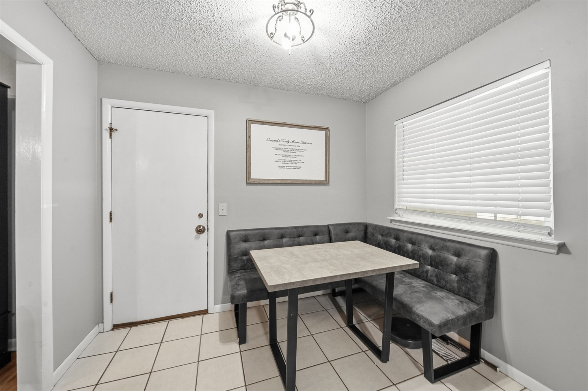 4513 S Zenith Avenue Property Photo 14