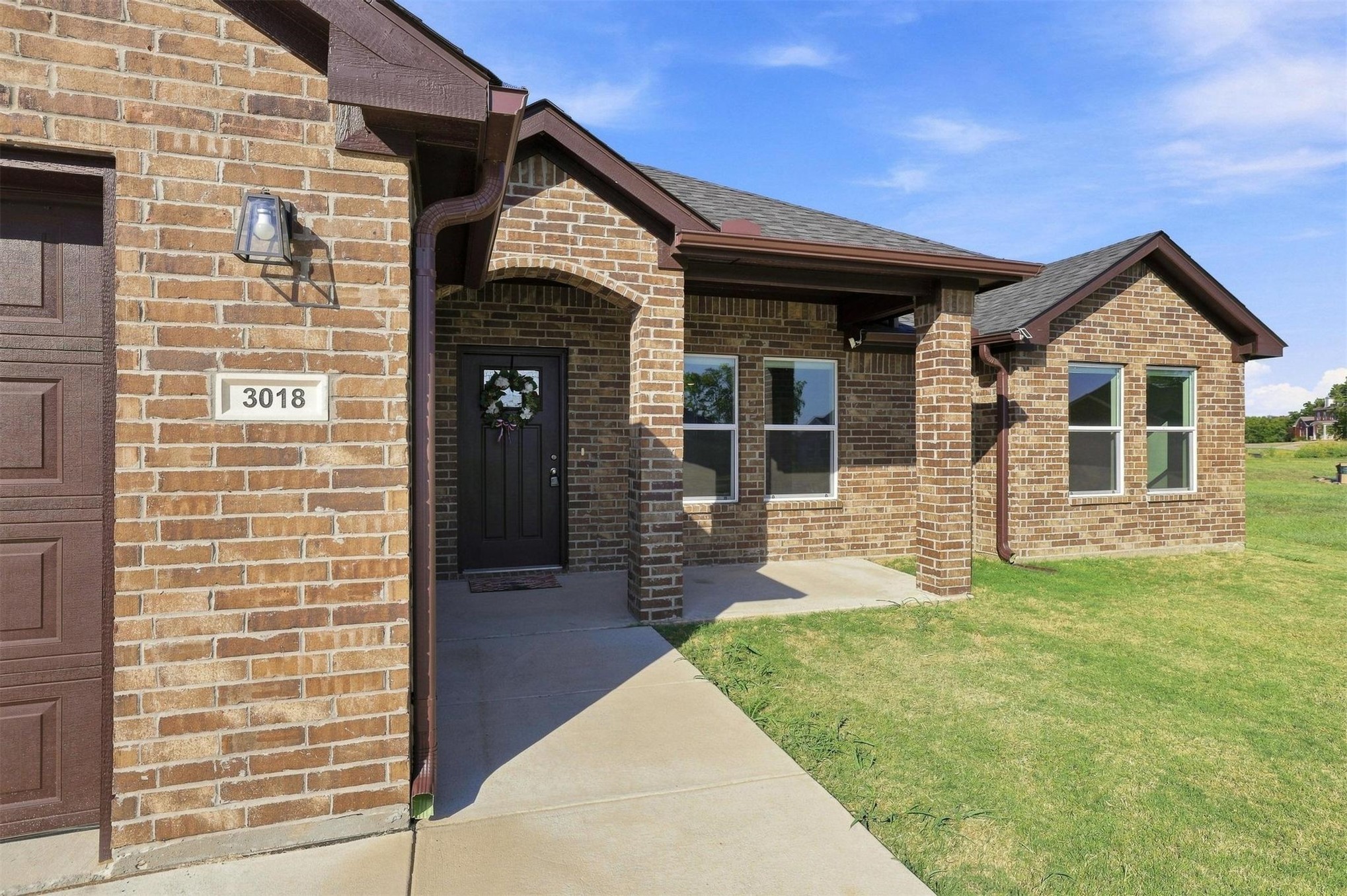 3018 Silver Charm Avenue Property Photo 3