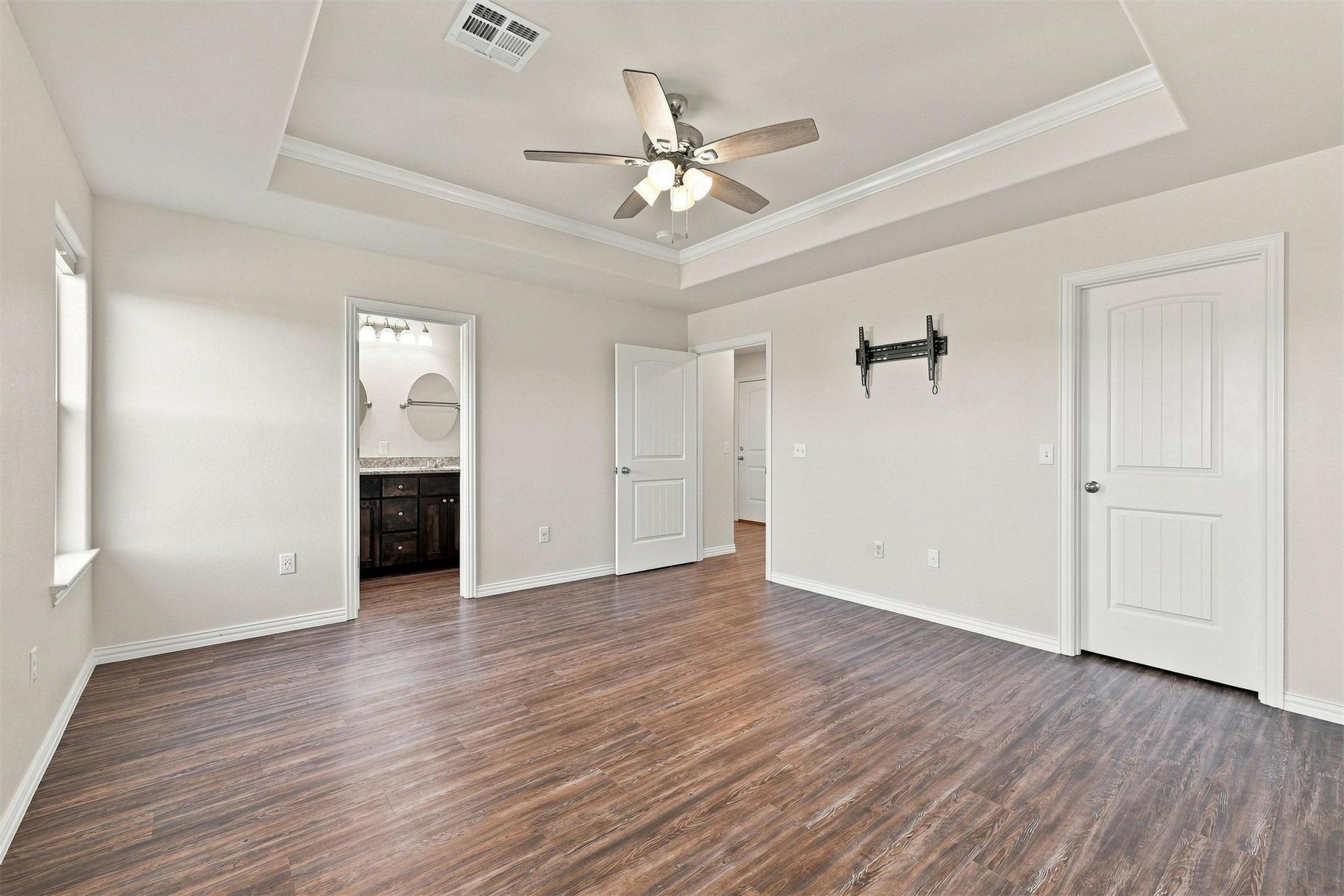 3018 Silver Charm Avenue Property Photo 21
