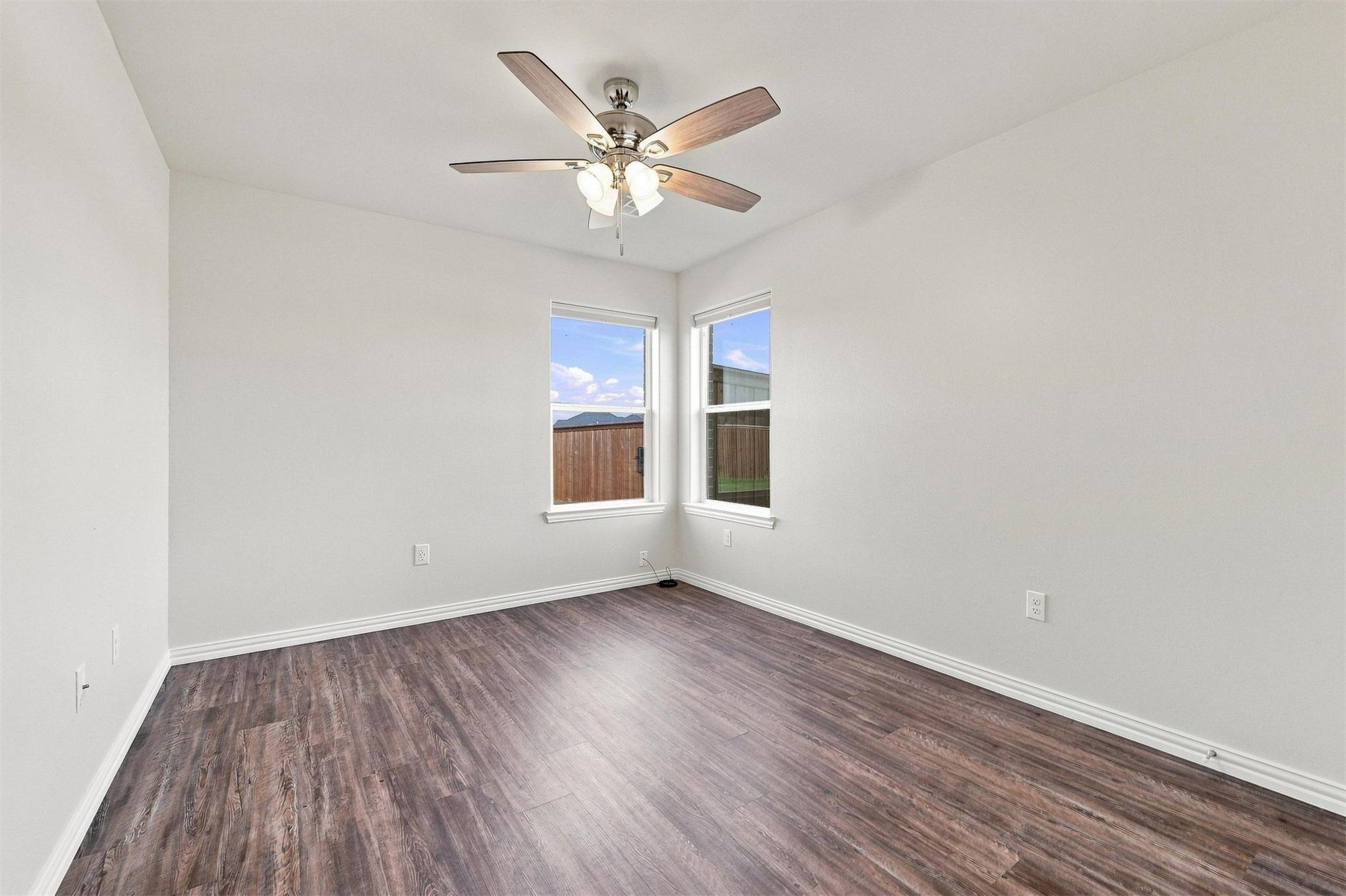 3018 Silver Charm Avenue Property Photo 27