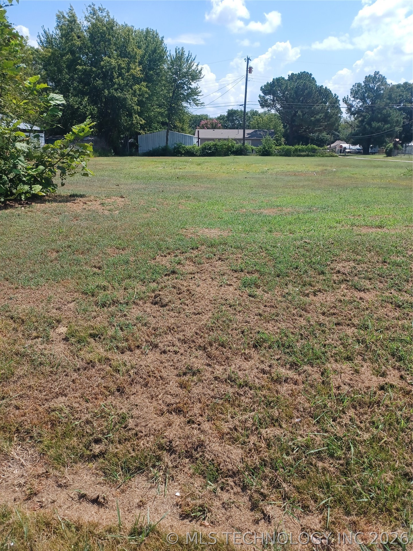 514 Se Main Street Property Photo 2