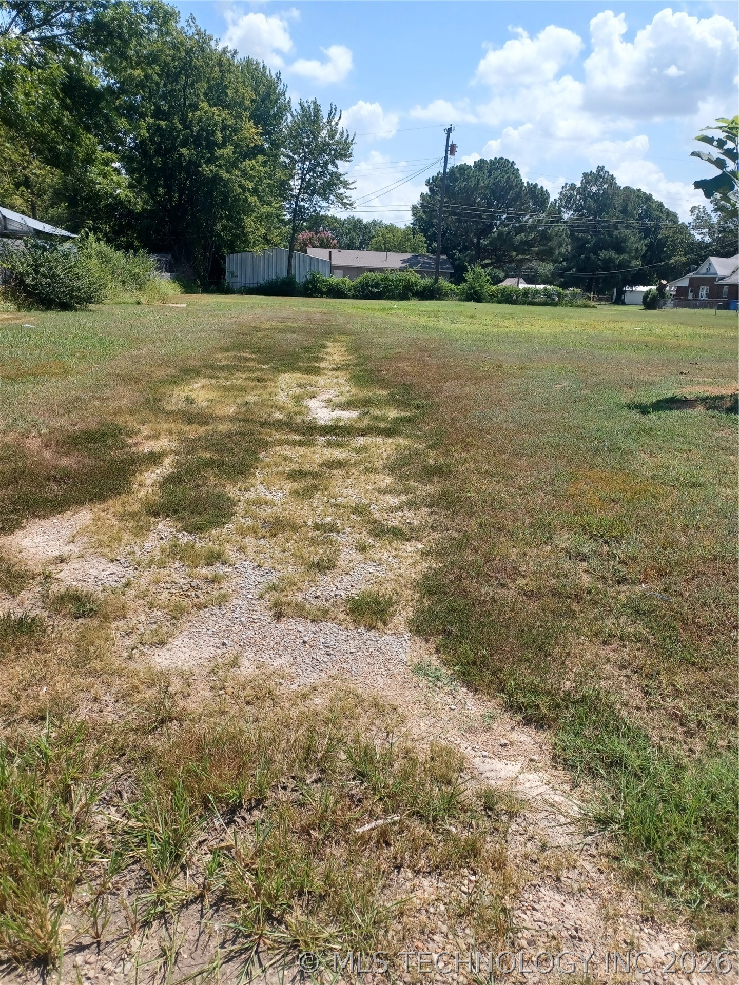 514 Se Main Street Property Photo 8