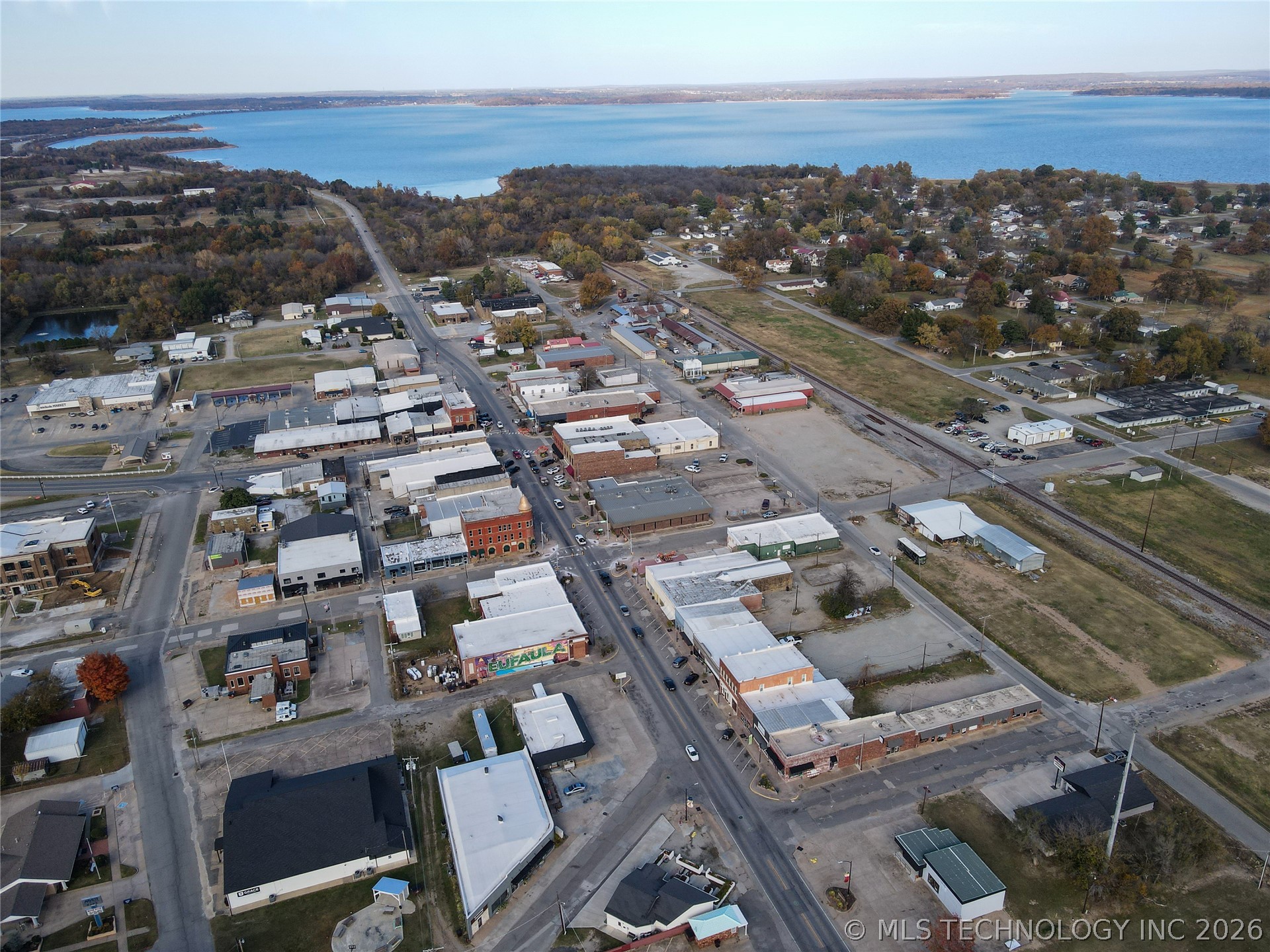 111 S Main Property Photo 29