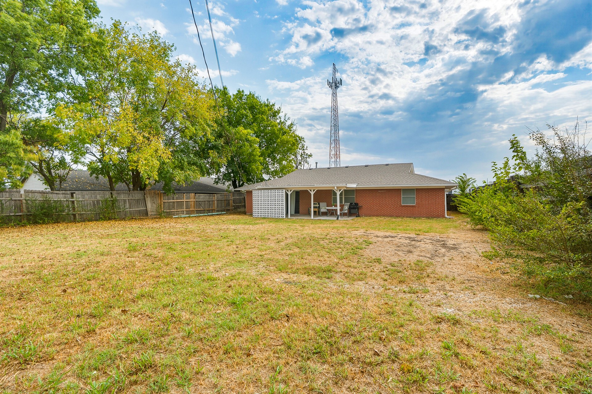 715 N Susan Avenue Property Photo 31