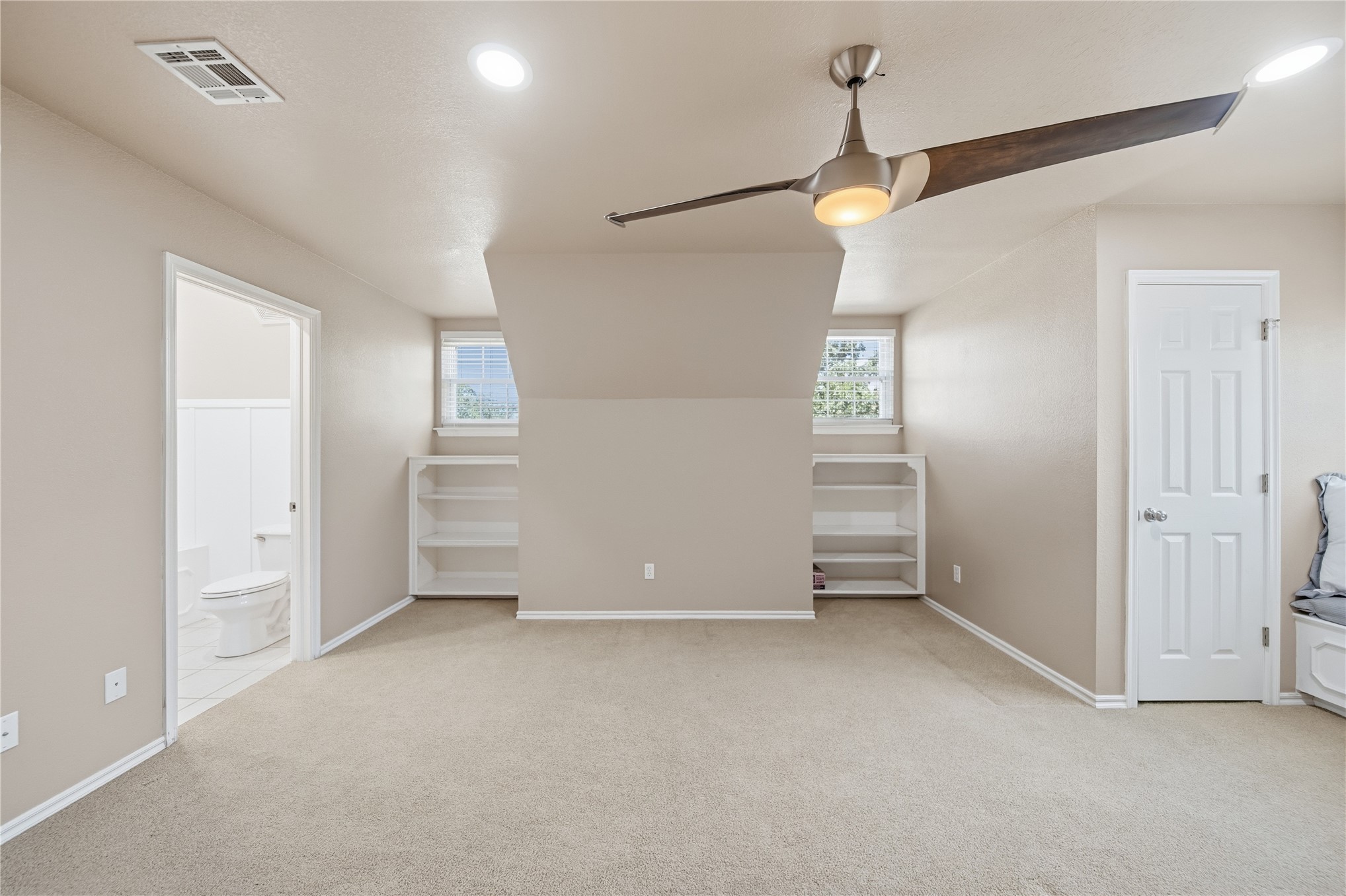 18745 Timberlake Drive Property Photo 36