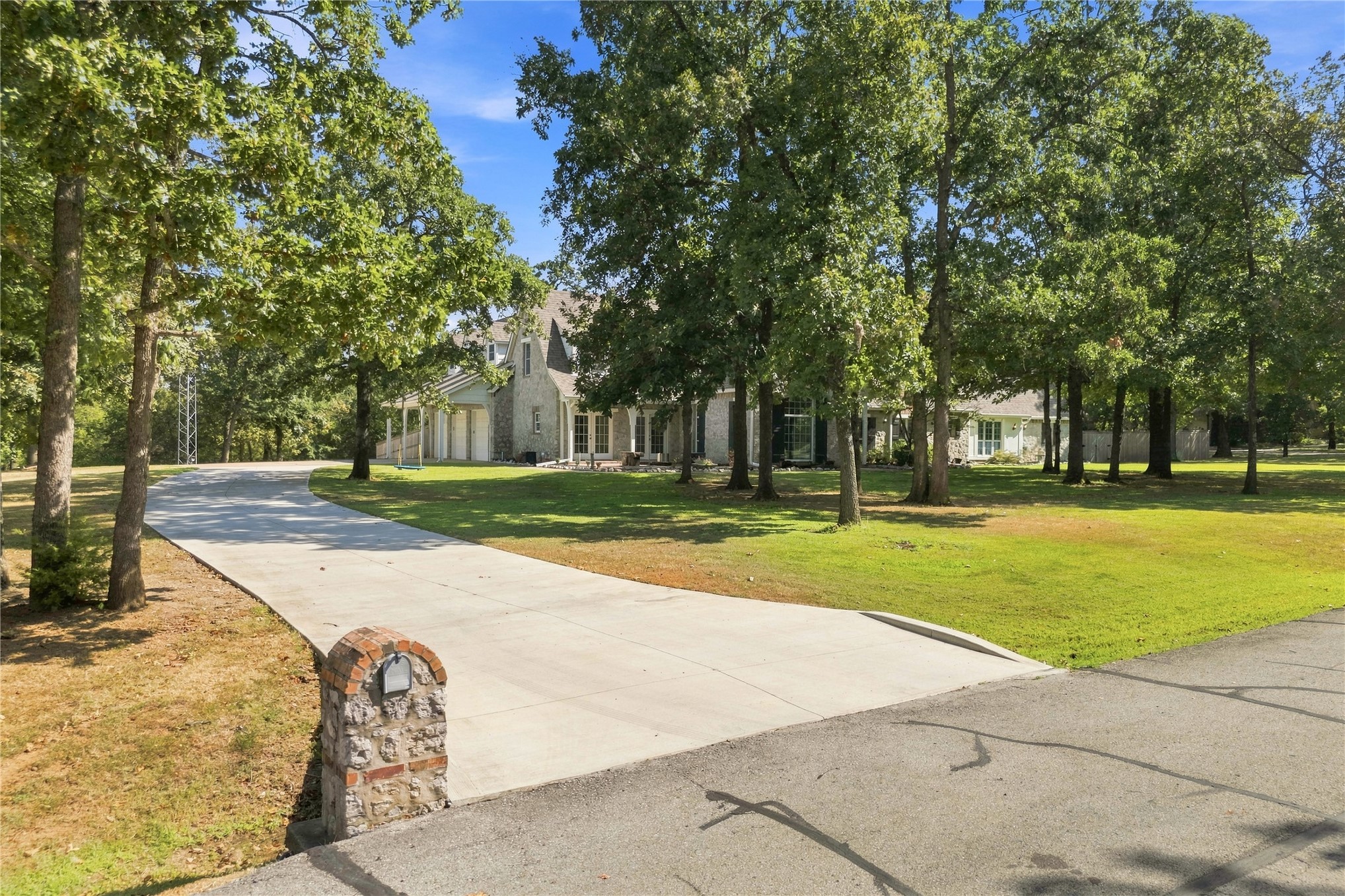 18745 Timberlake Drive Property Photo 49