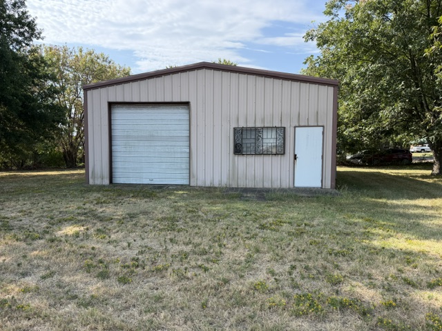 000 70 Highway Property Photo 1