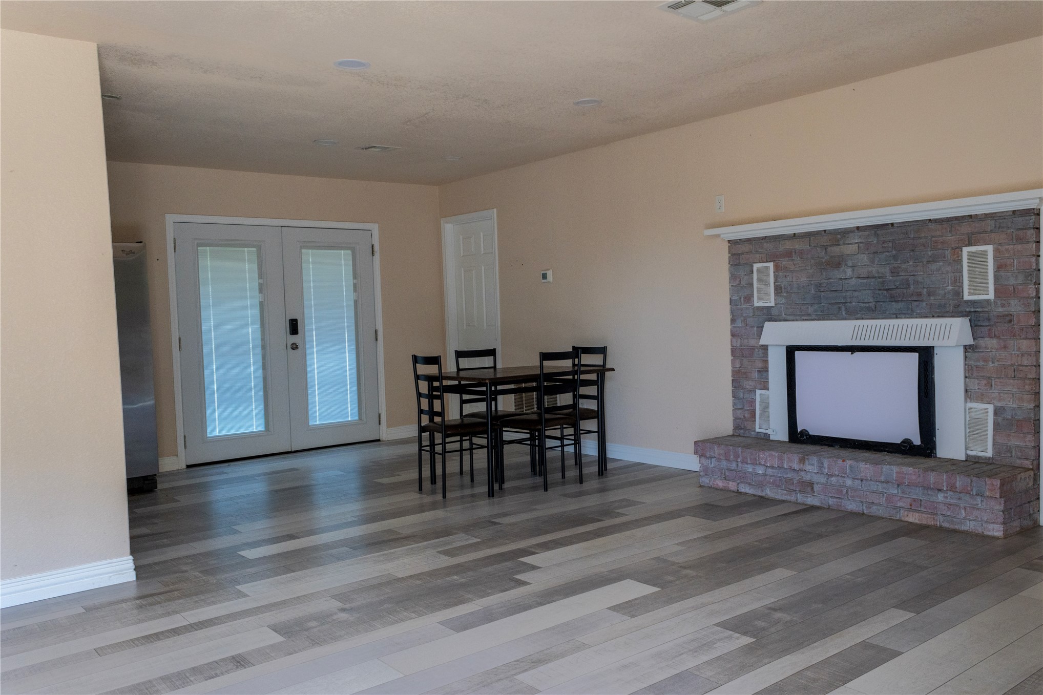 1204 Nw Gaye Street Property Photo 5