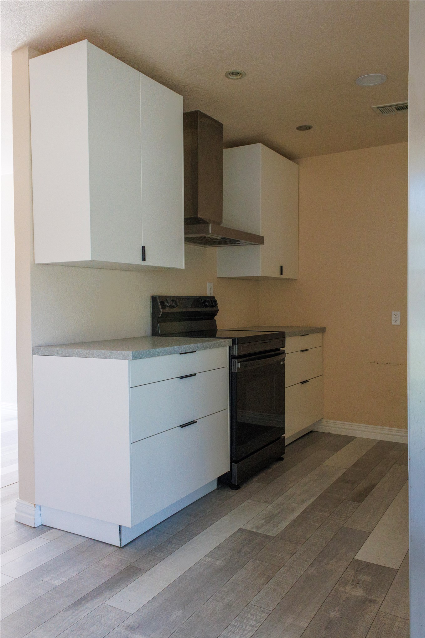 1204 Nw Gaye Street Property Photo 10