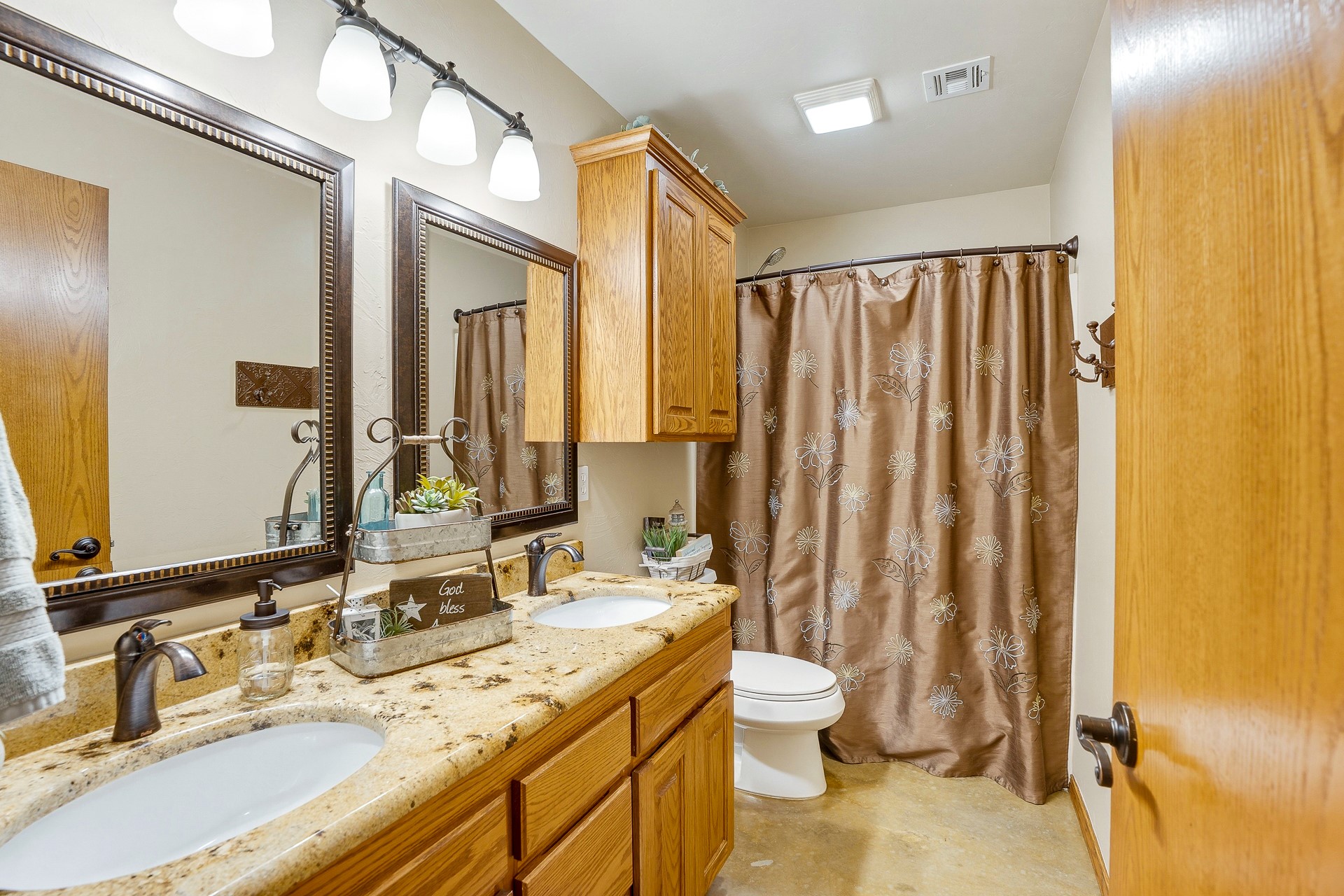 7777 Franks Property Photo 34