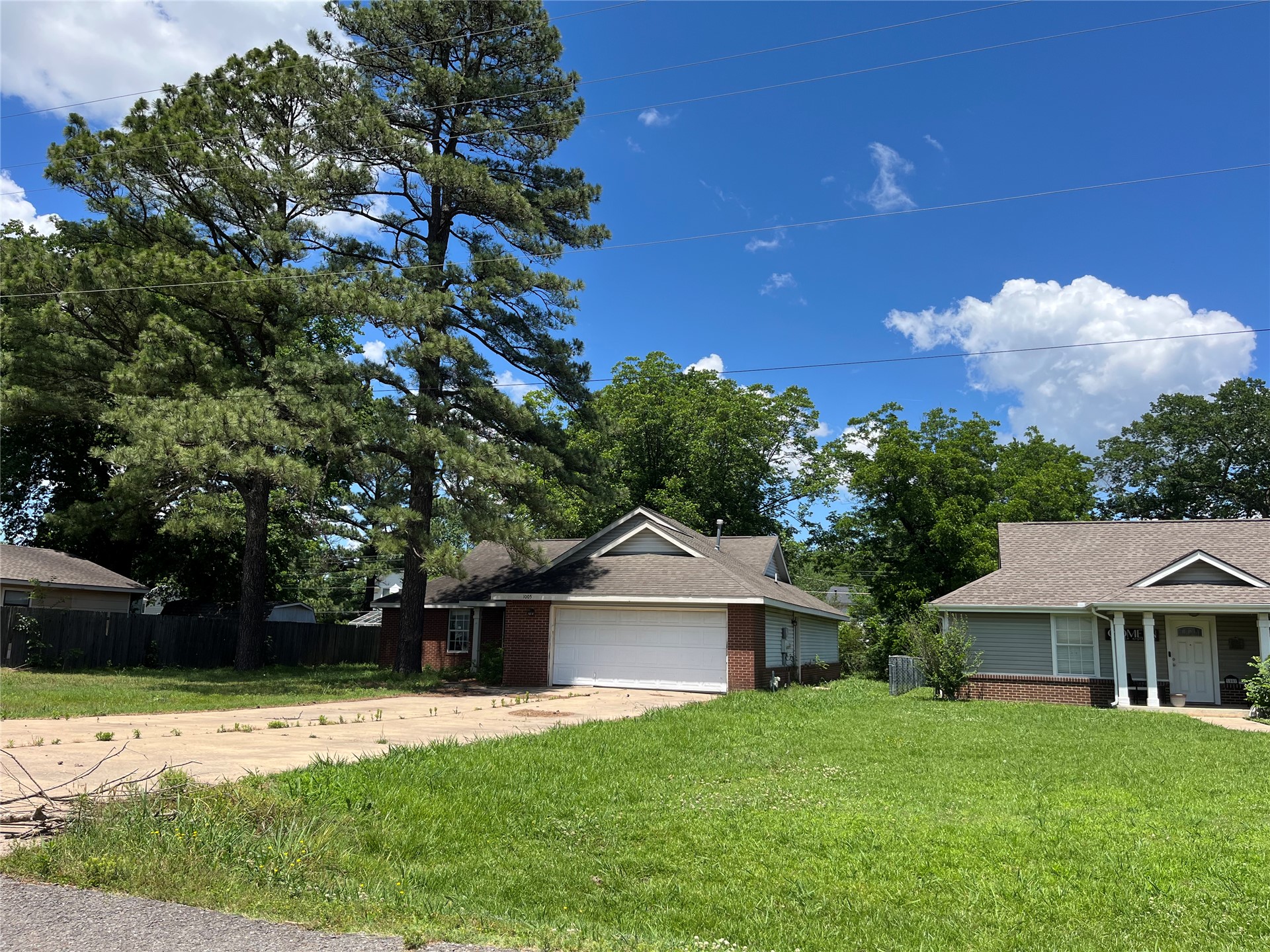 1005 Se 5th Street Property Photo 5