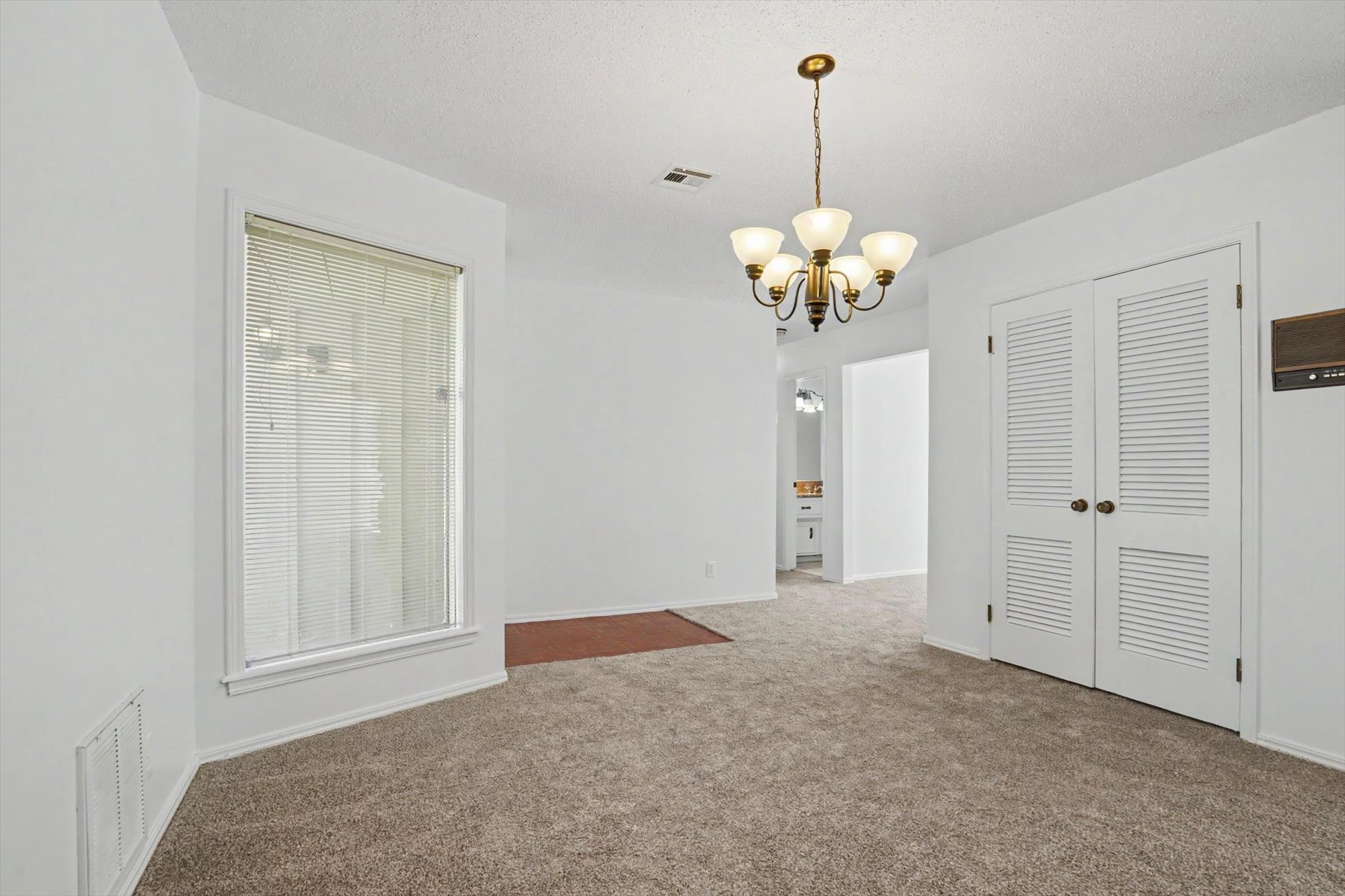1544 S 69th East Avenue Property Photo 9