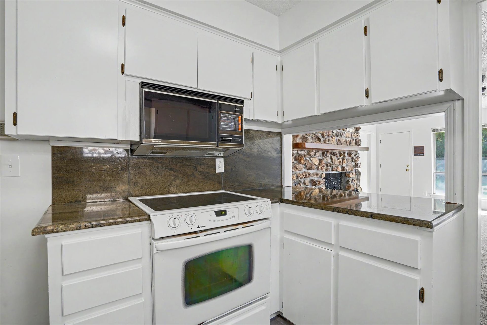 1544 S 69th East Avenue Property Photo 25