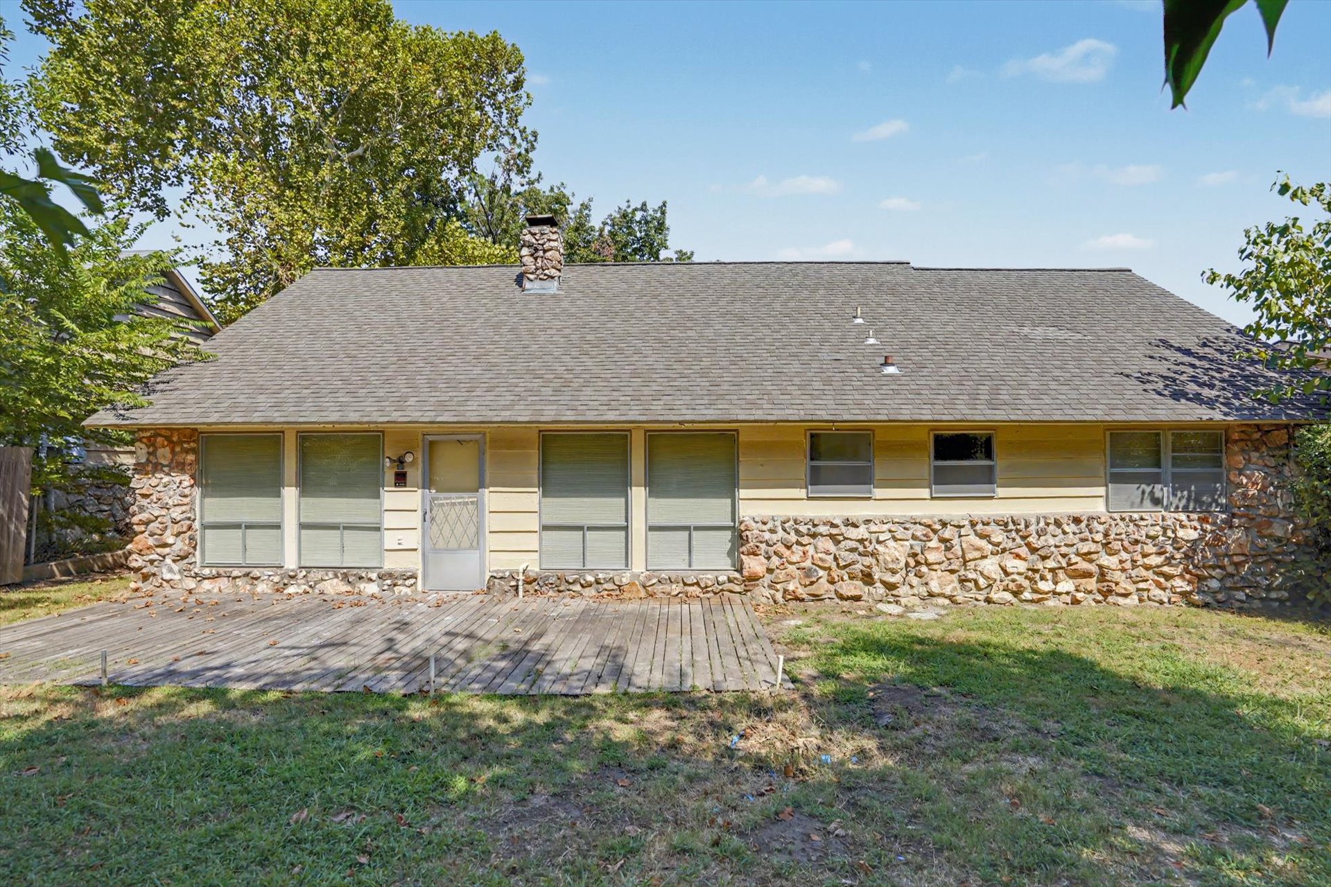 1544 S 69th East Avenue Property Photo 43