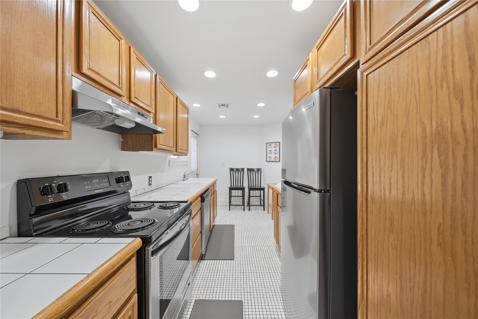 1238 S Elgin Avenue A & B Property Photo 24