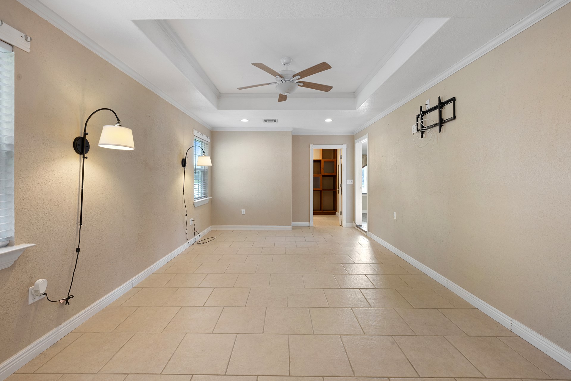 1068 Lakeside Property Photo 19
