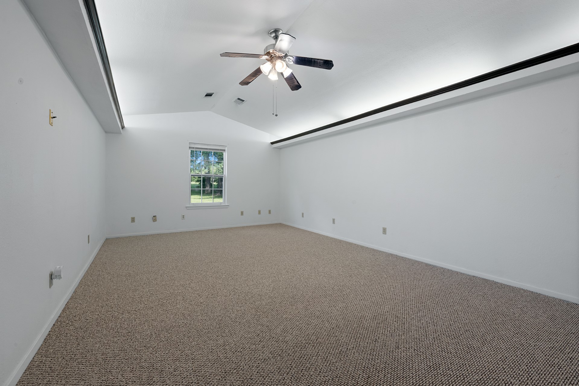 1068 Lakeside Property Photo 24