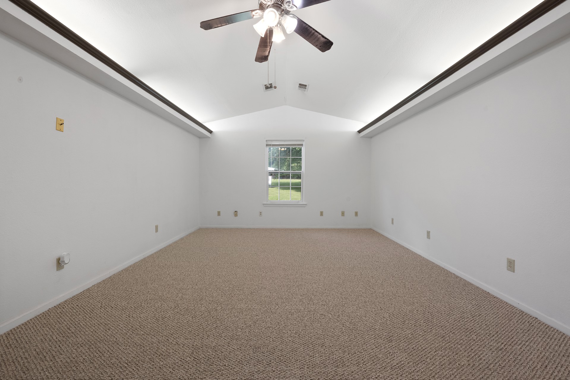 1068 Lakeside Property Photo 25