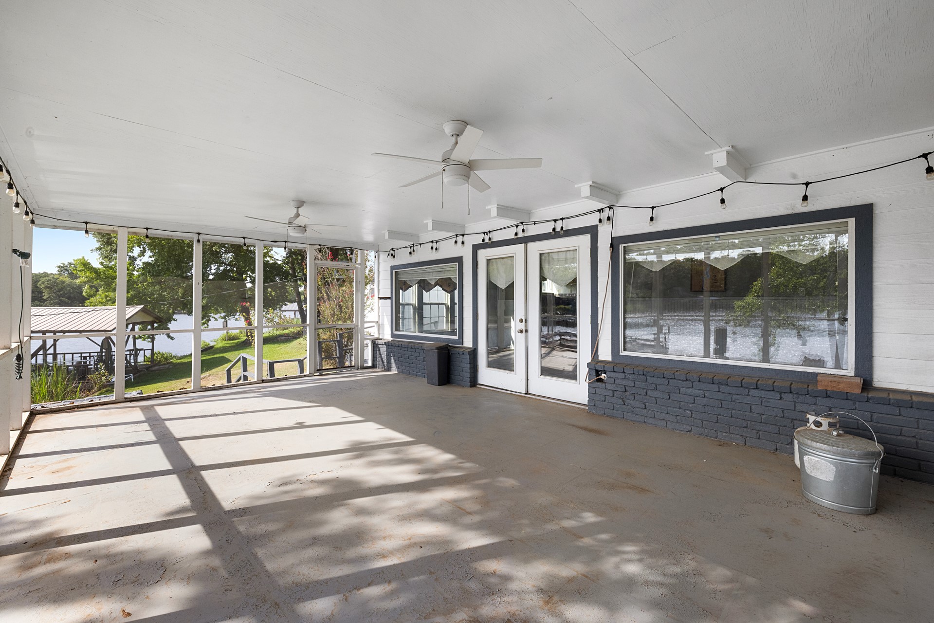 1068 Lakeside Property Photo 29