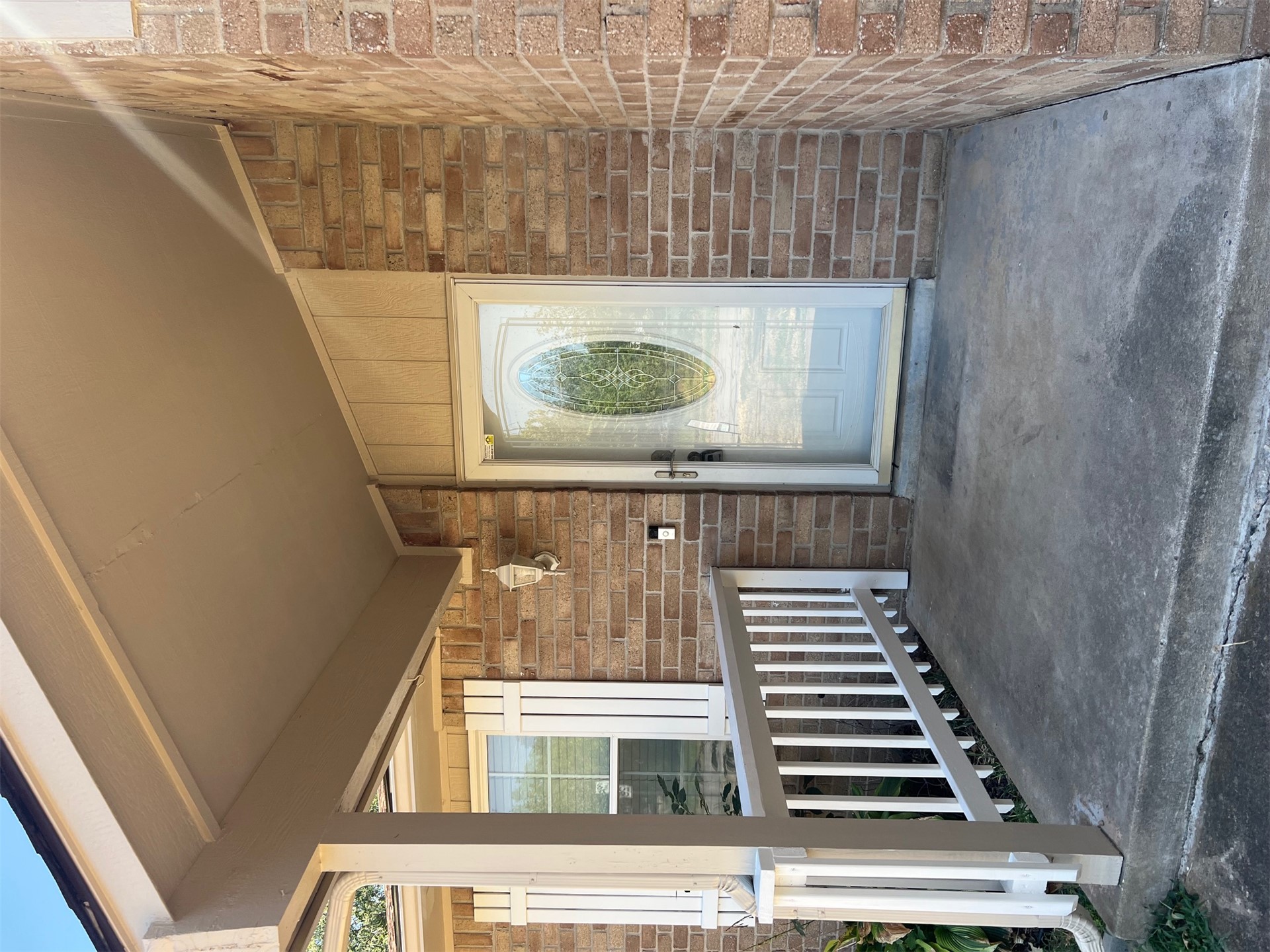 538 E 138th Place Property Photo 2