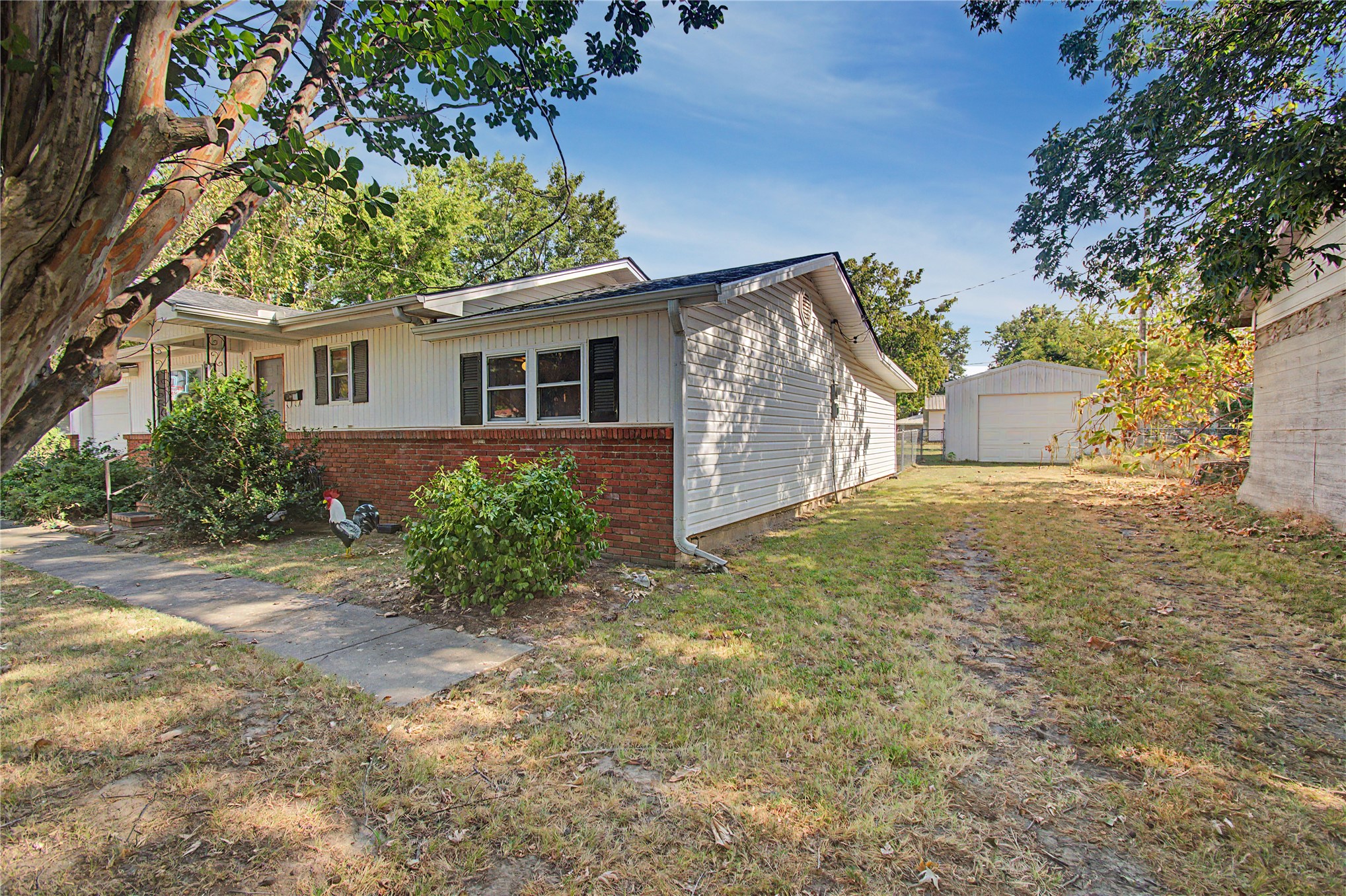 820 W Jefferson Avenue Property Photo 21