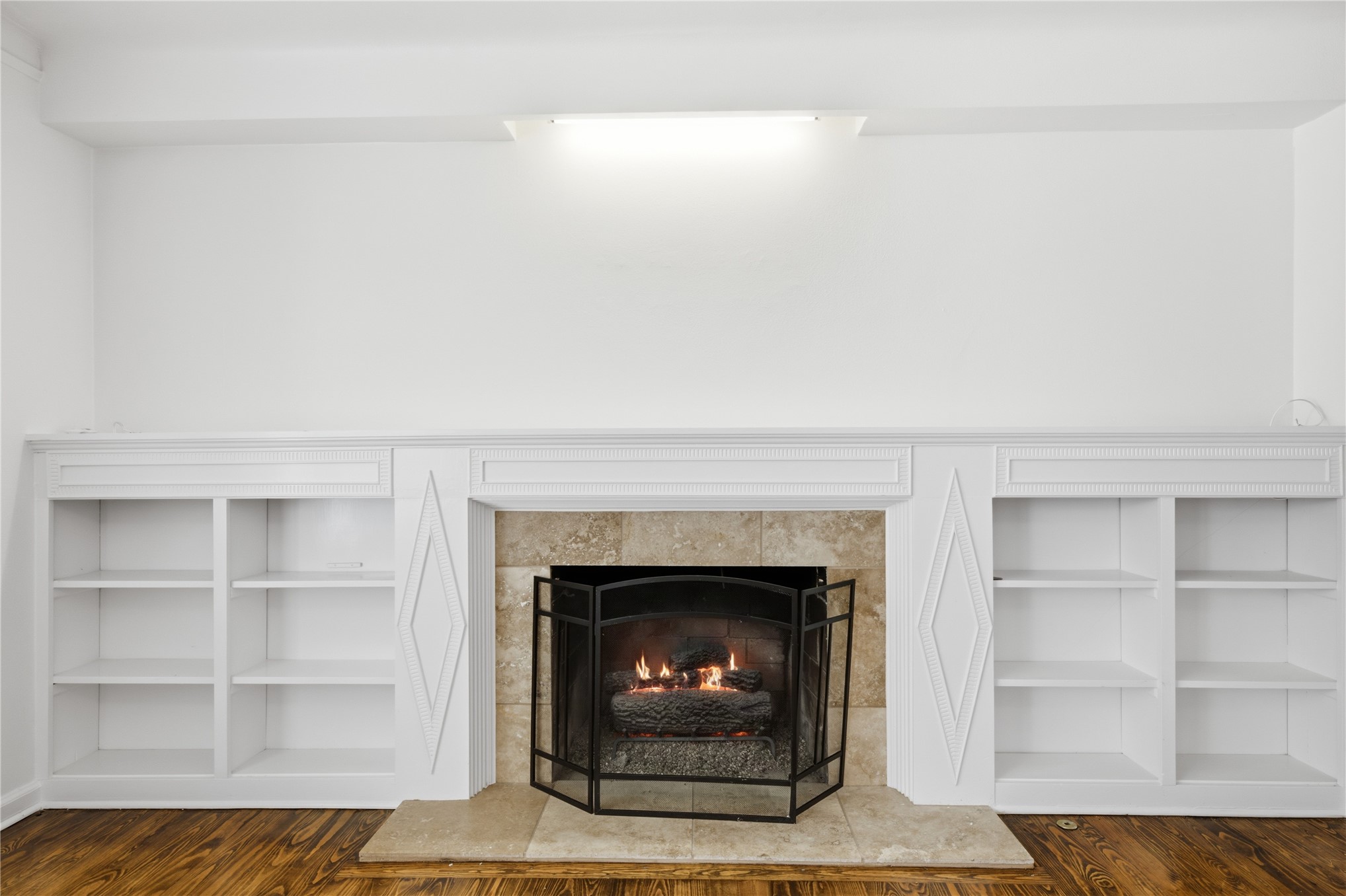 1567 E 22nd Street Property Photo 5