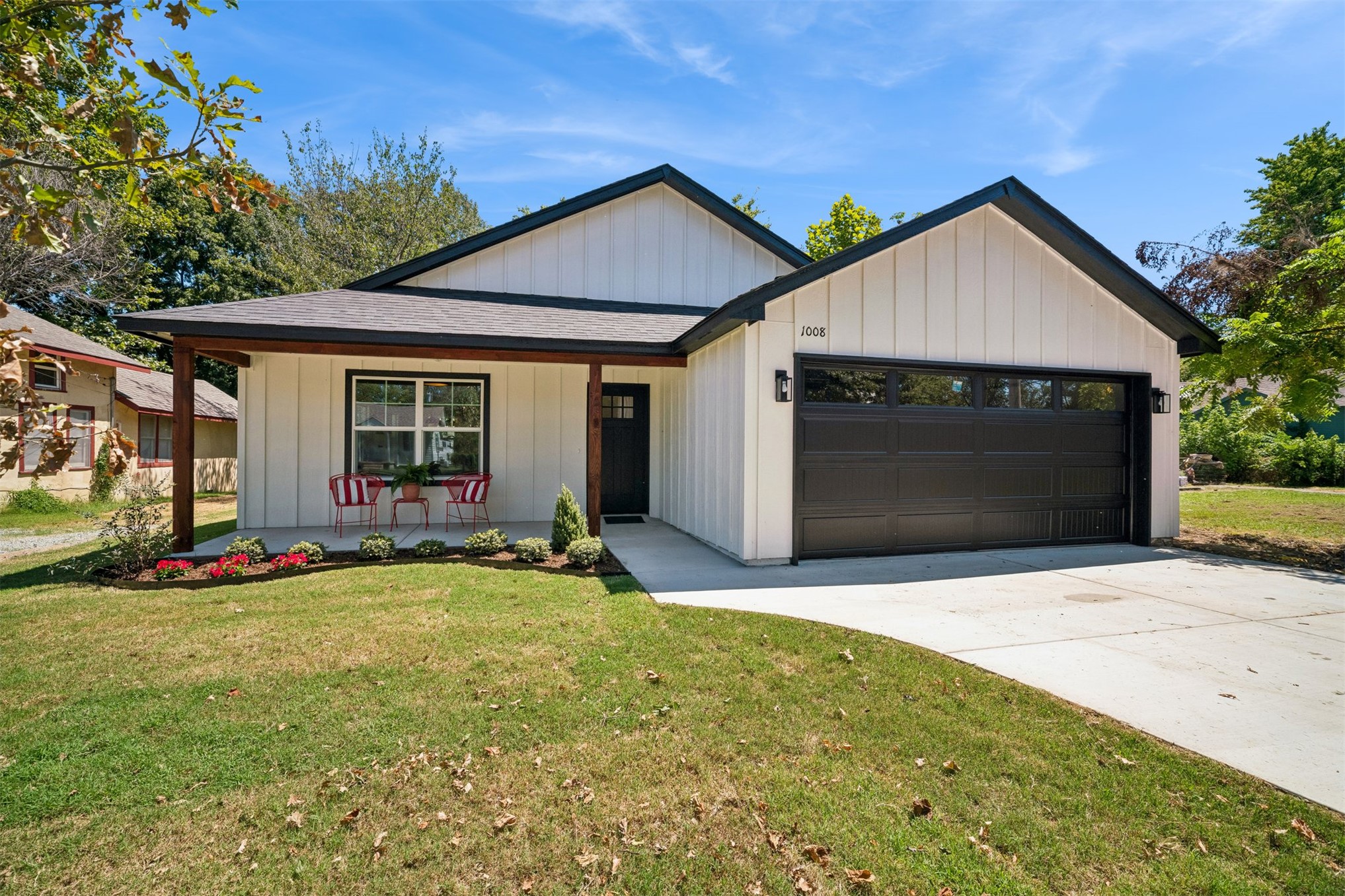 1008 N Sioux Avenue