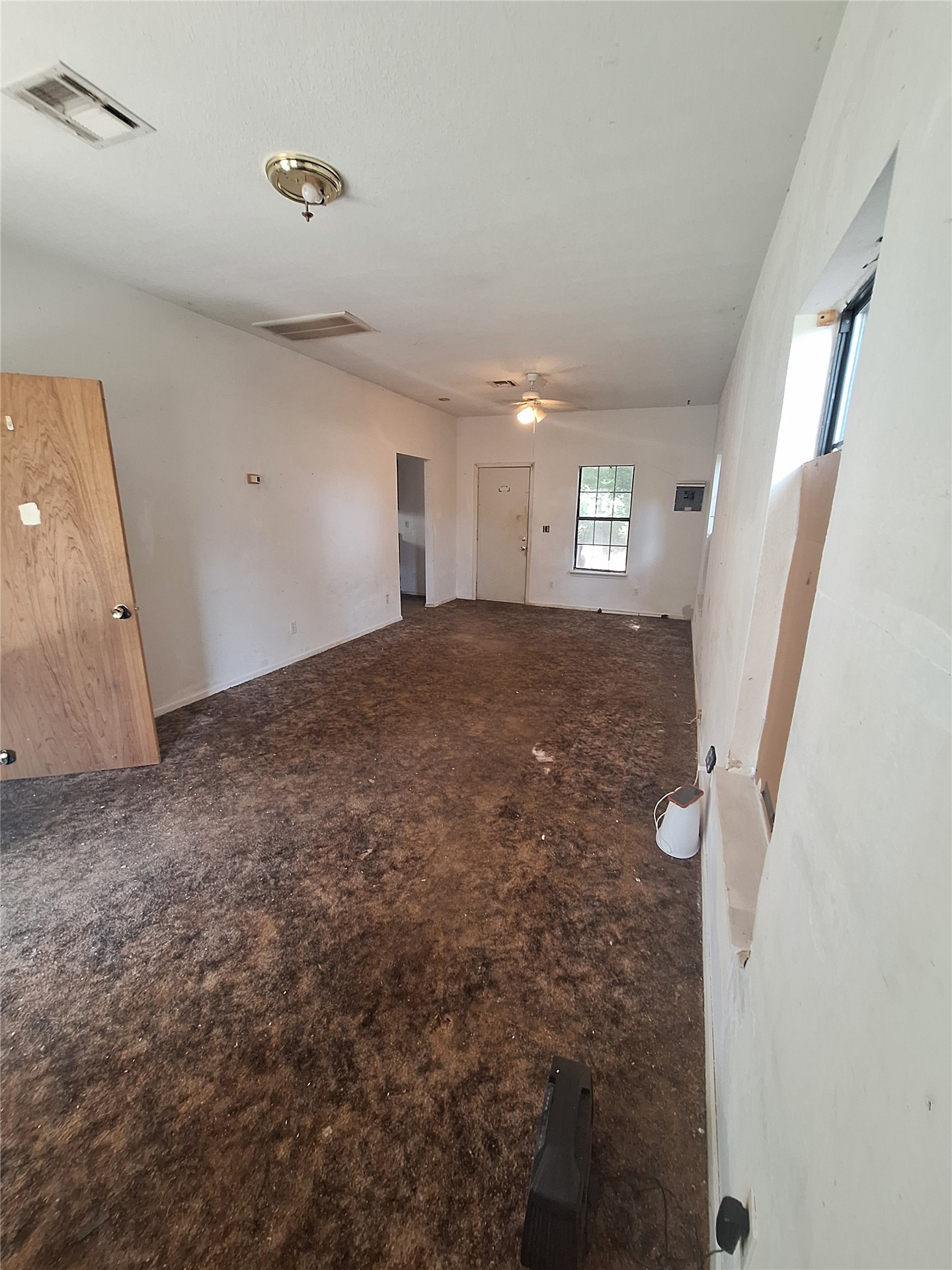 408 N J Street Property Photo 3
