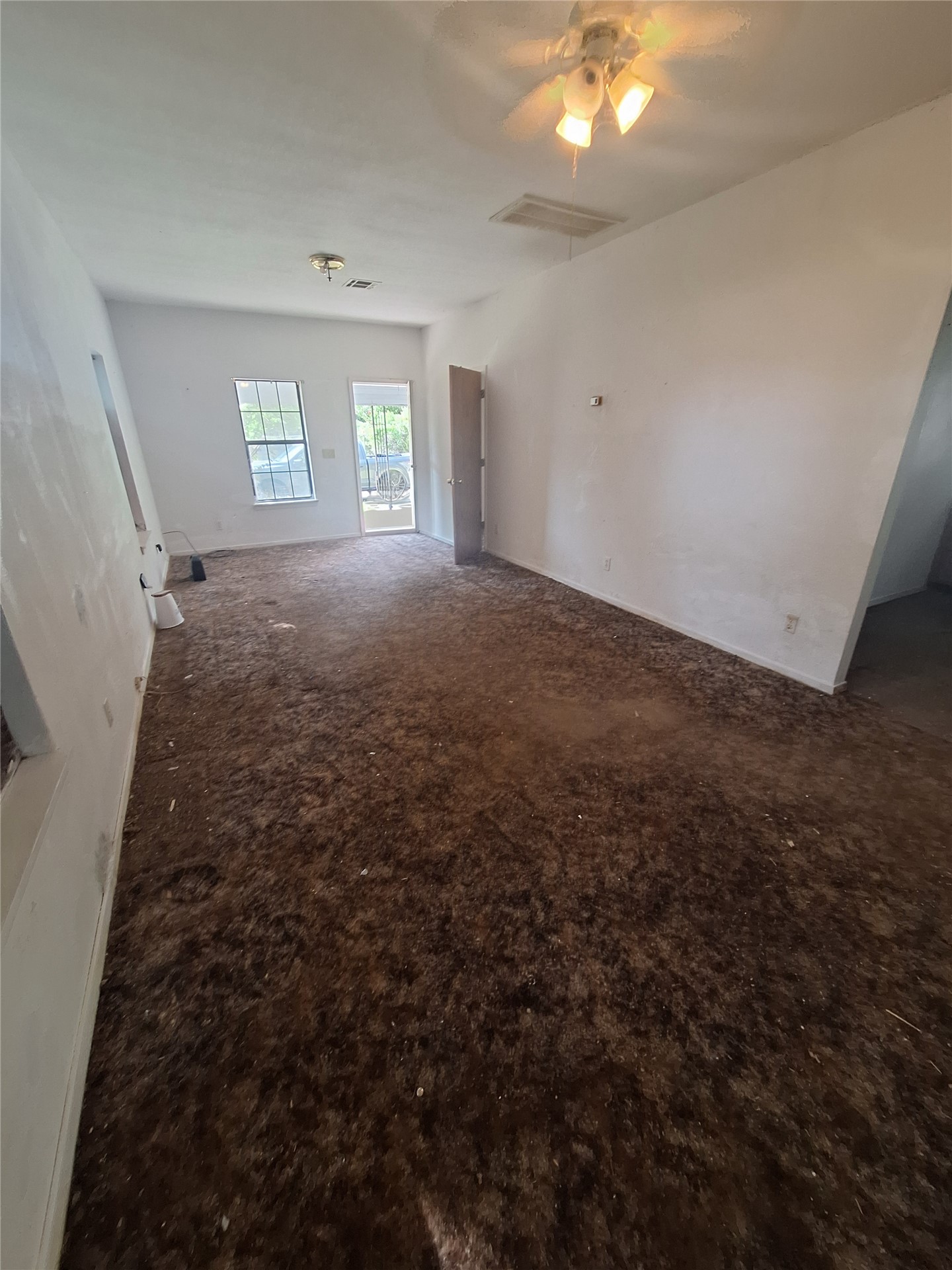 408 N J Street Property Photo 4