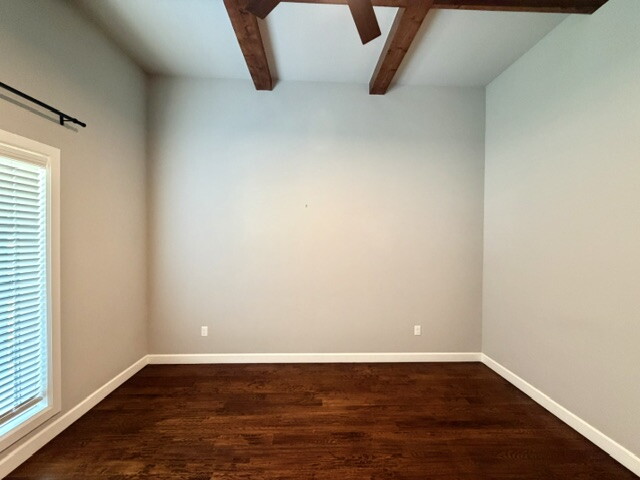 803 E Delmar Place Property Photo 7