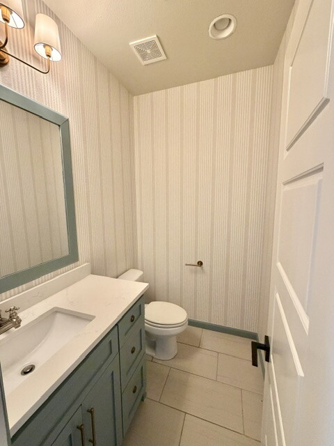 803 E Delmar Place Property Photo 12