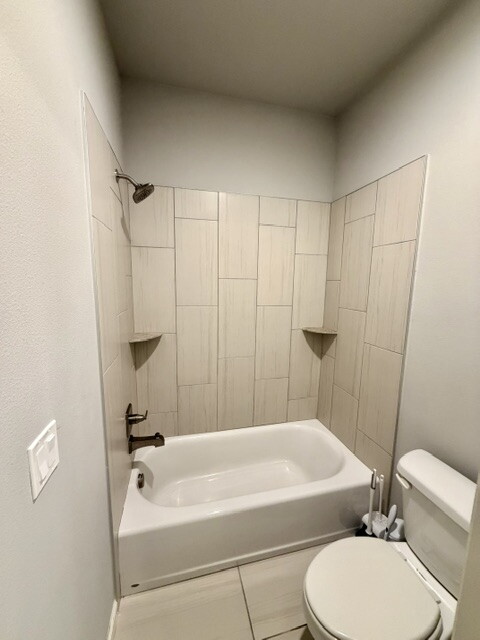 803 E Delmar Place Property Photo 23