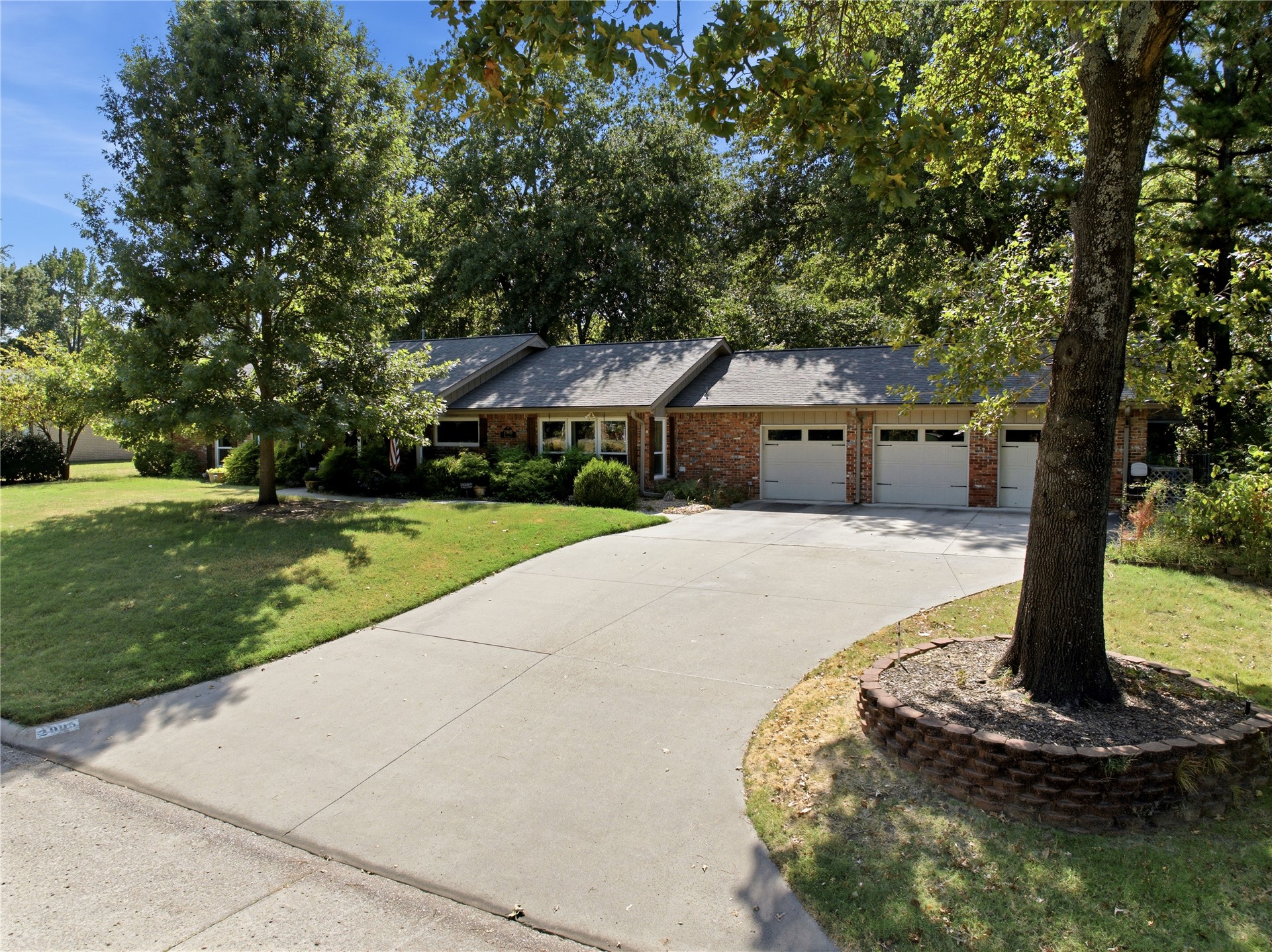 2905 Robin Lane Property Photo 45