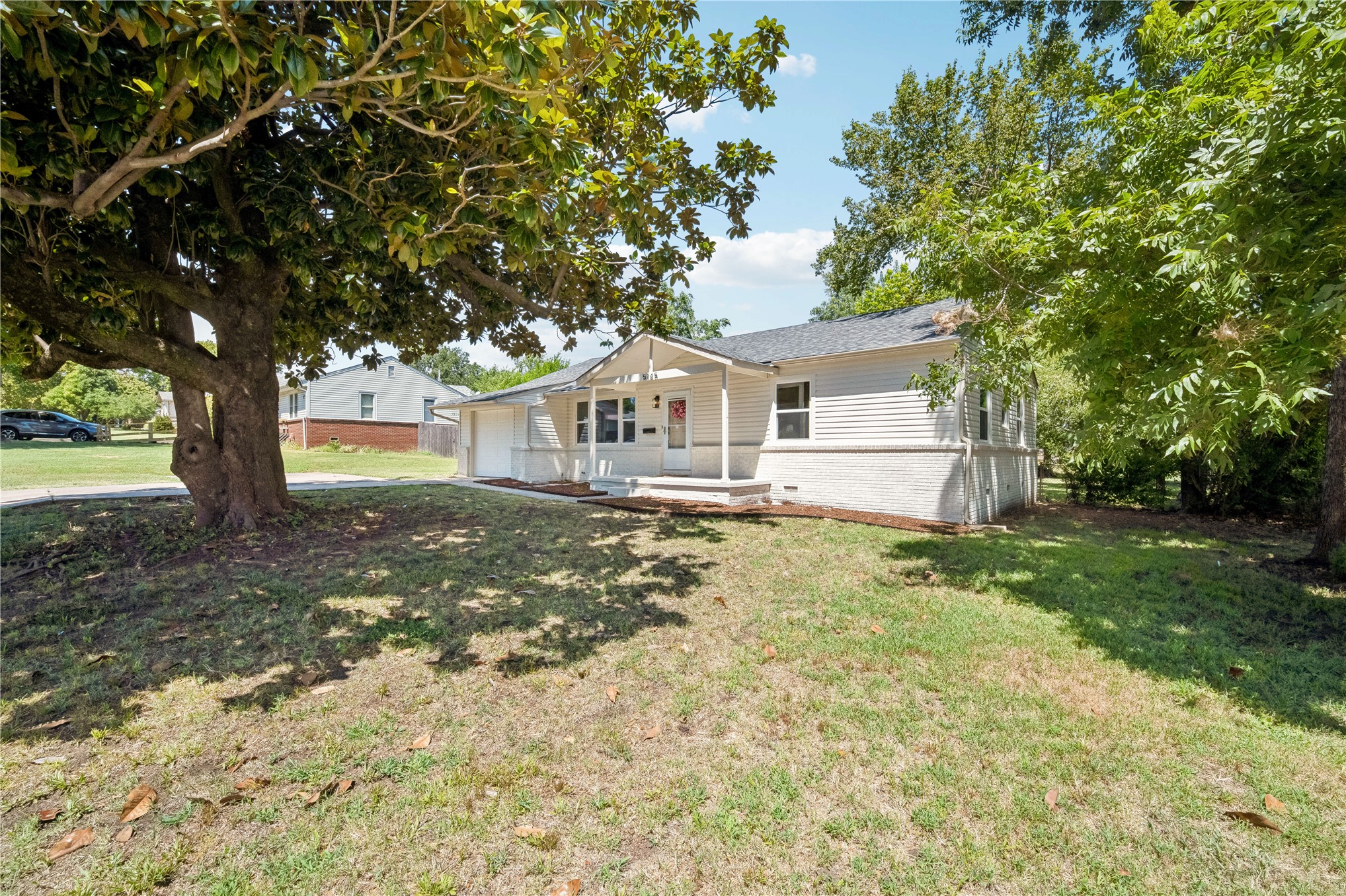 5145 E 22nd Street Property Photo 3