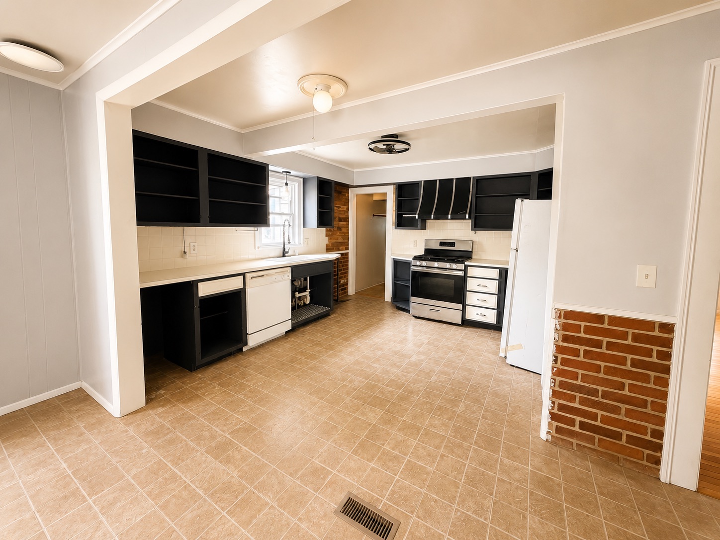 901 N Mckinley Avenue Property Photo 16