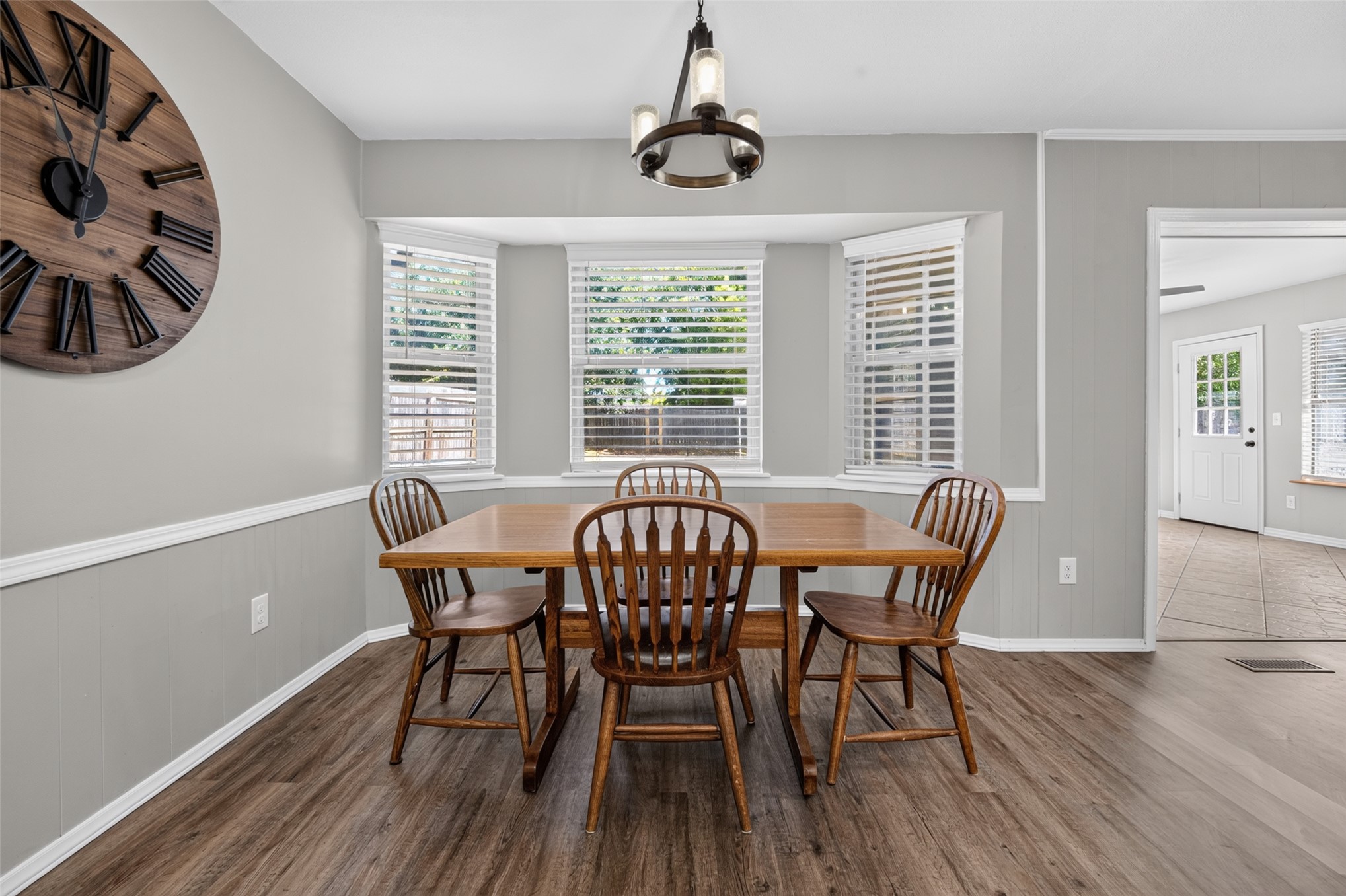 14509 Gomez Drive Property Photo 8